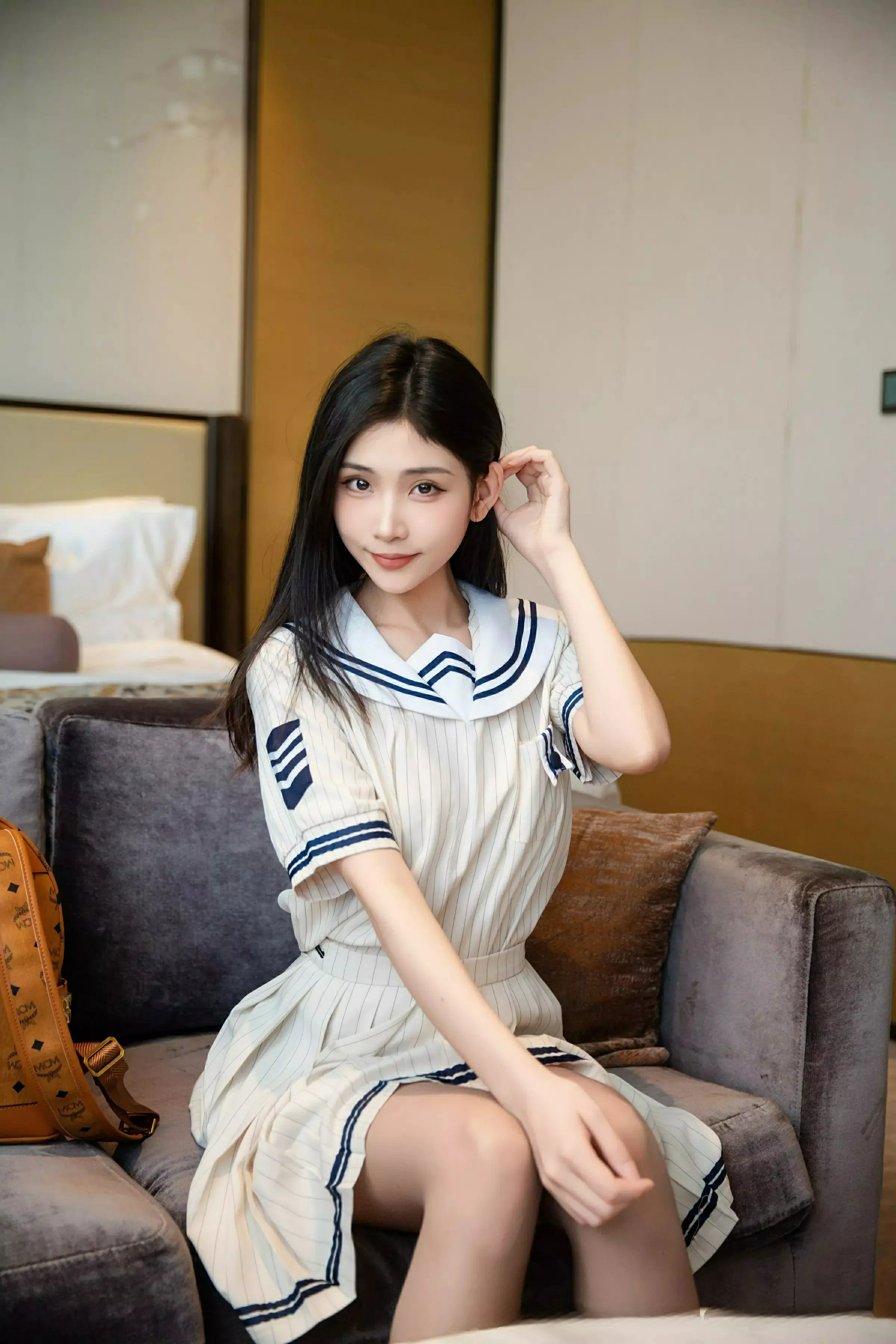 图片[5]-XiuRen 秀人 No.9942 刘婷婷 [77P]-COS写真在线网