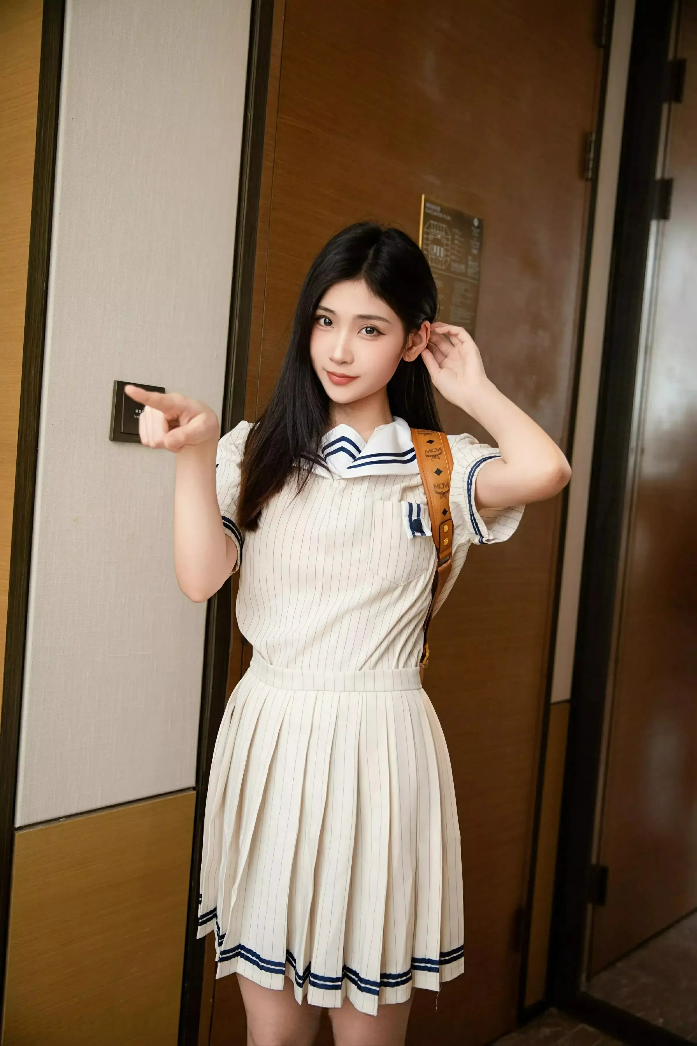 图片[3]-XiuRen 秀人 No.9942 刘婷婷 [77P]-COS写真在线网