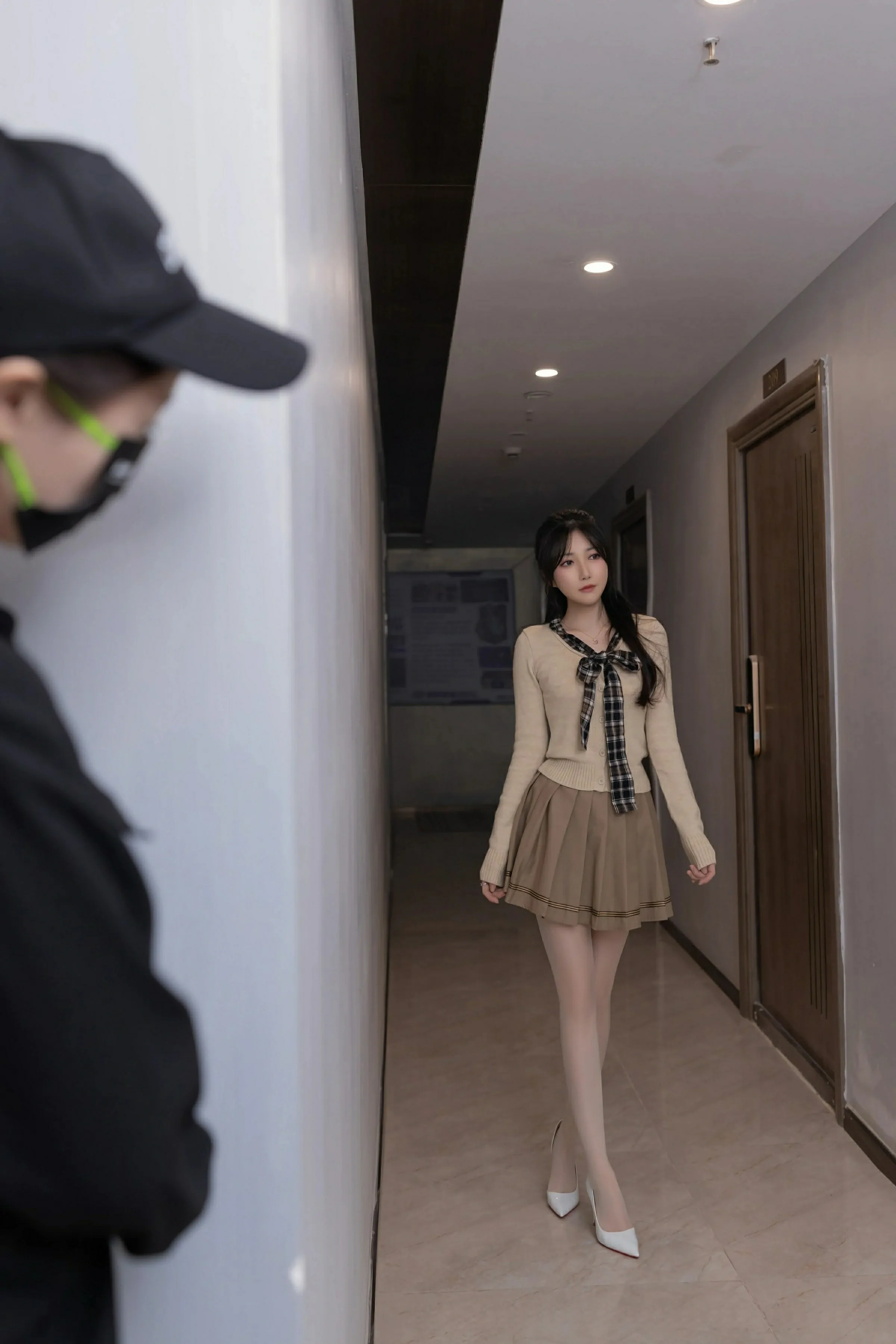图片[2]-XiuRen 秀人 No.9988 鱼子酱Fish [82P]-COS写真在线网