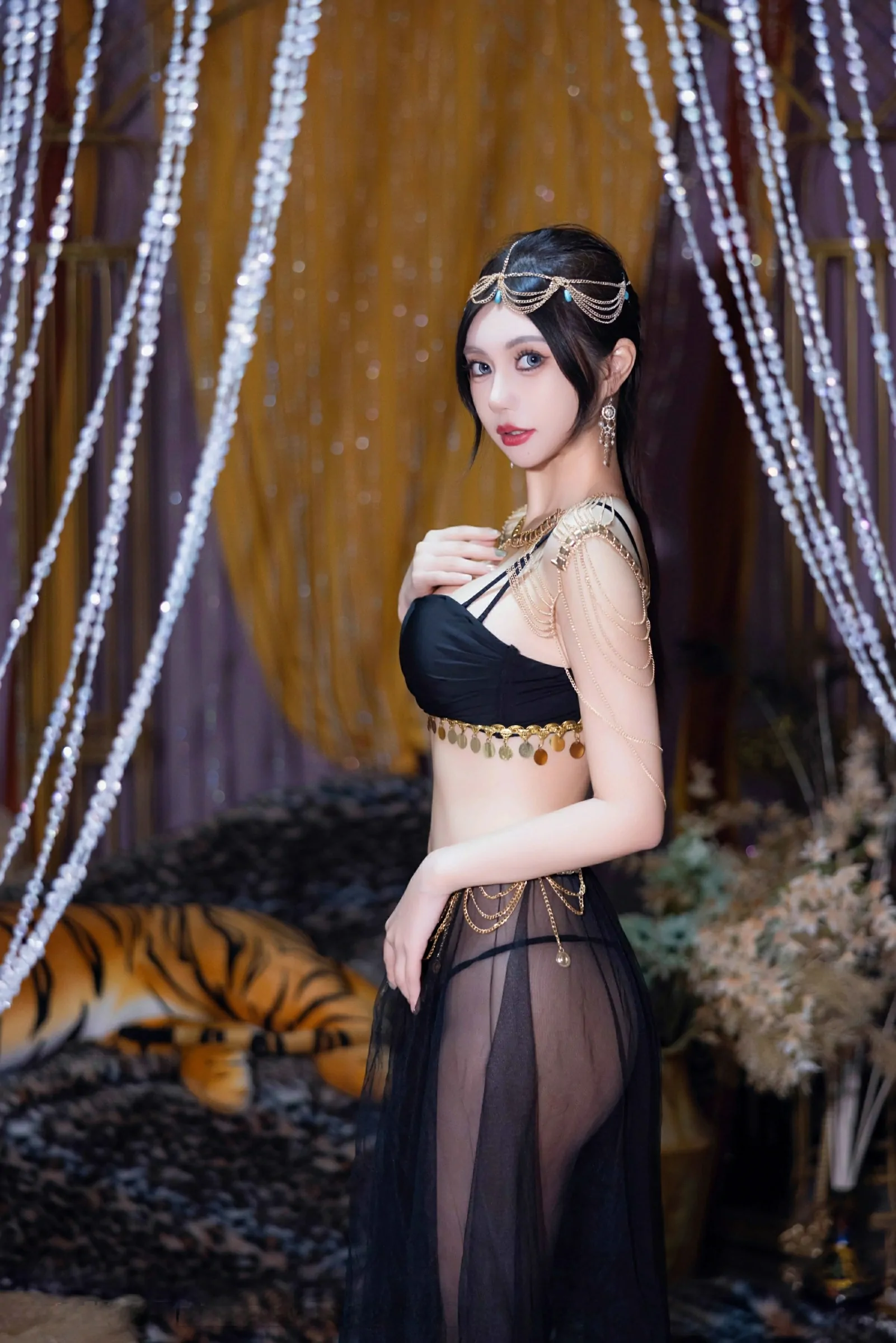 图片[6]-XiuRen 秀人 No.10018 绮里嘉ula [79P]-COS写真在线网