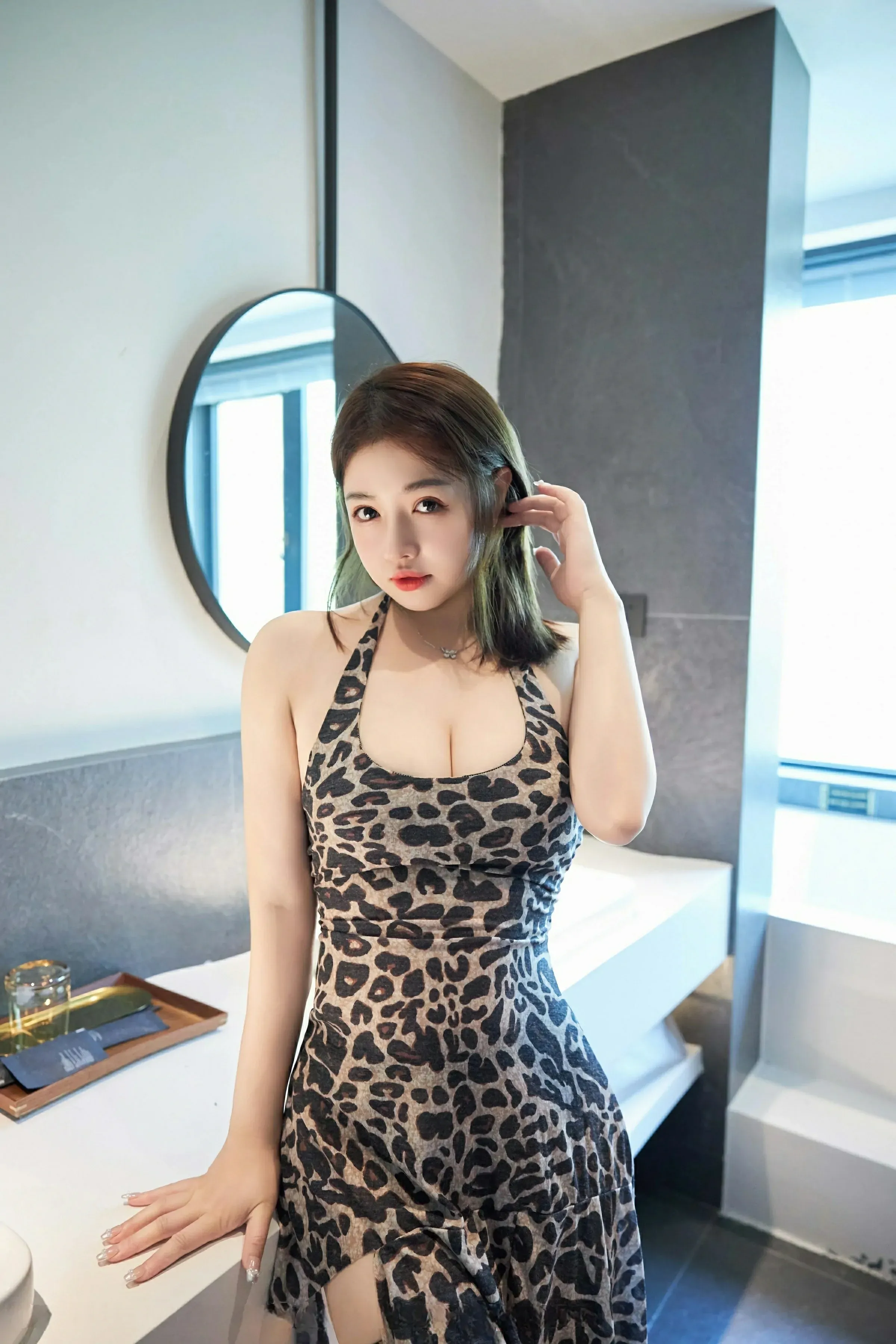 图片[2]-XiuRen 秀人 No.10031 养乐多Doll [46P]-COS写真在线网