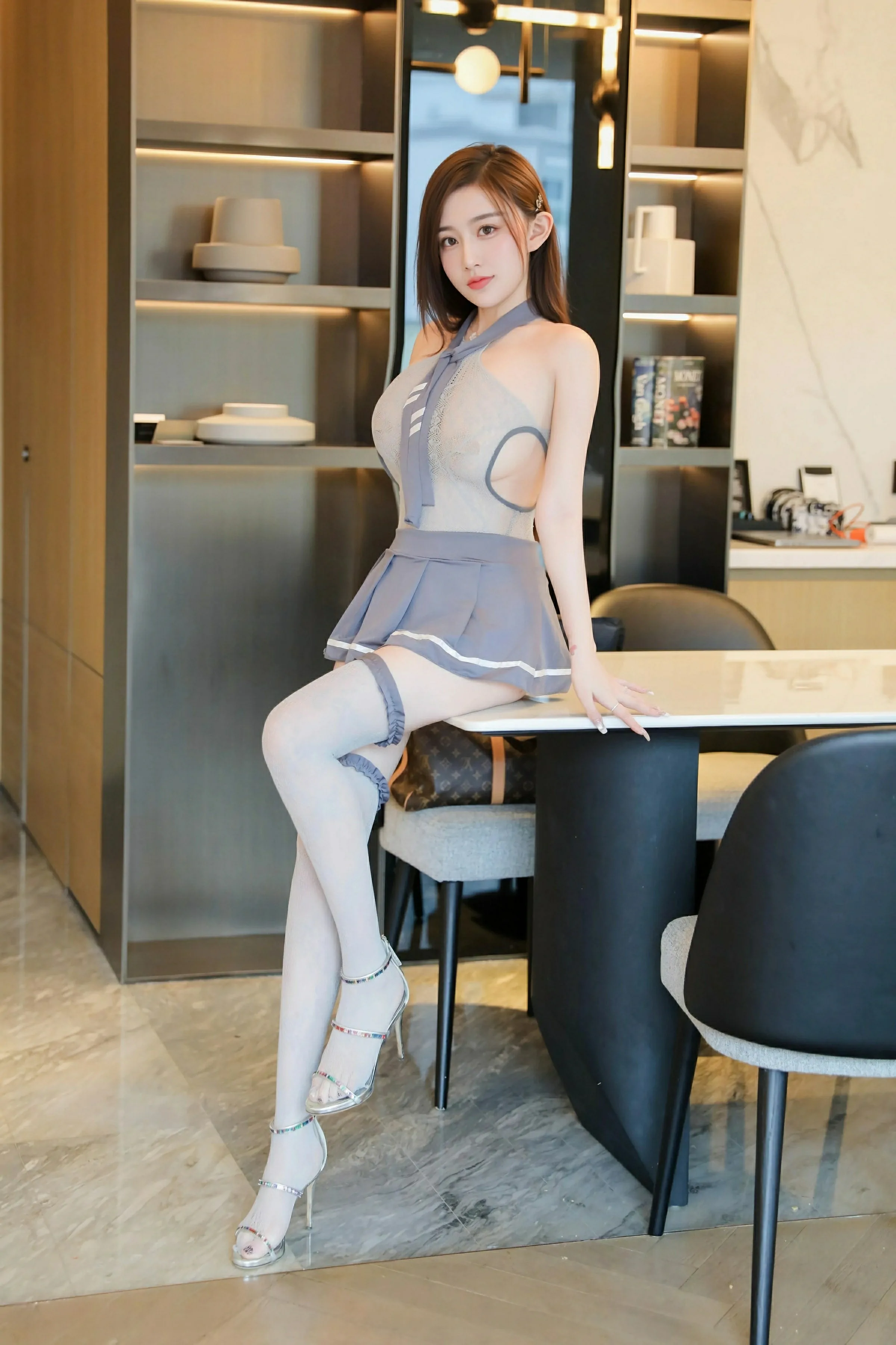 图片[6]-秀人网 No.10375 奶油猫呀 [76P]-COS写真在线网