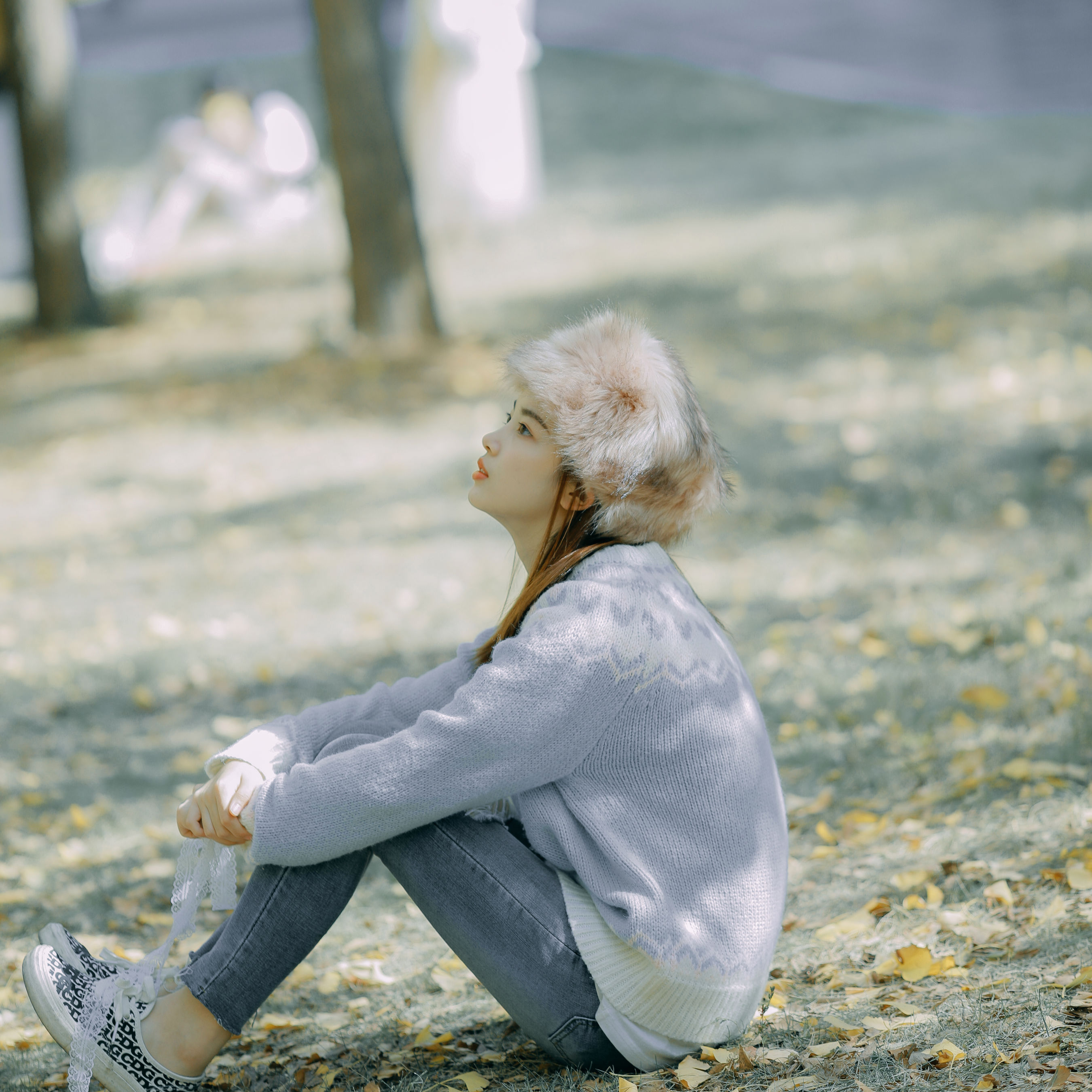 一鸭咿呀哟 – 《蓝色的银杏》[24P] - 秀人网免费无水印在线套图写真