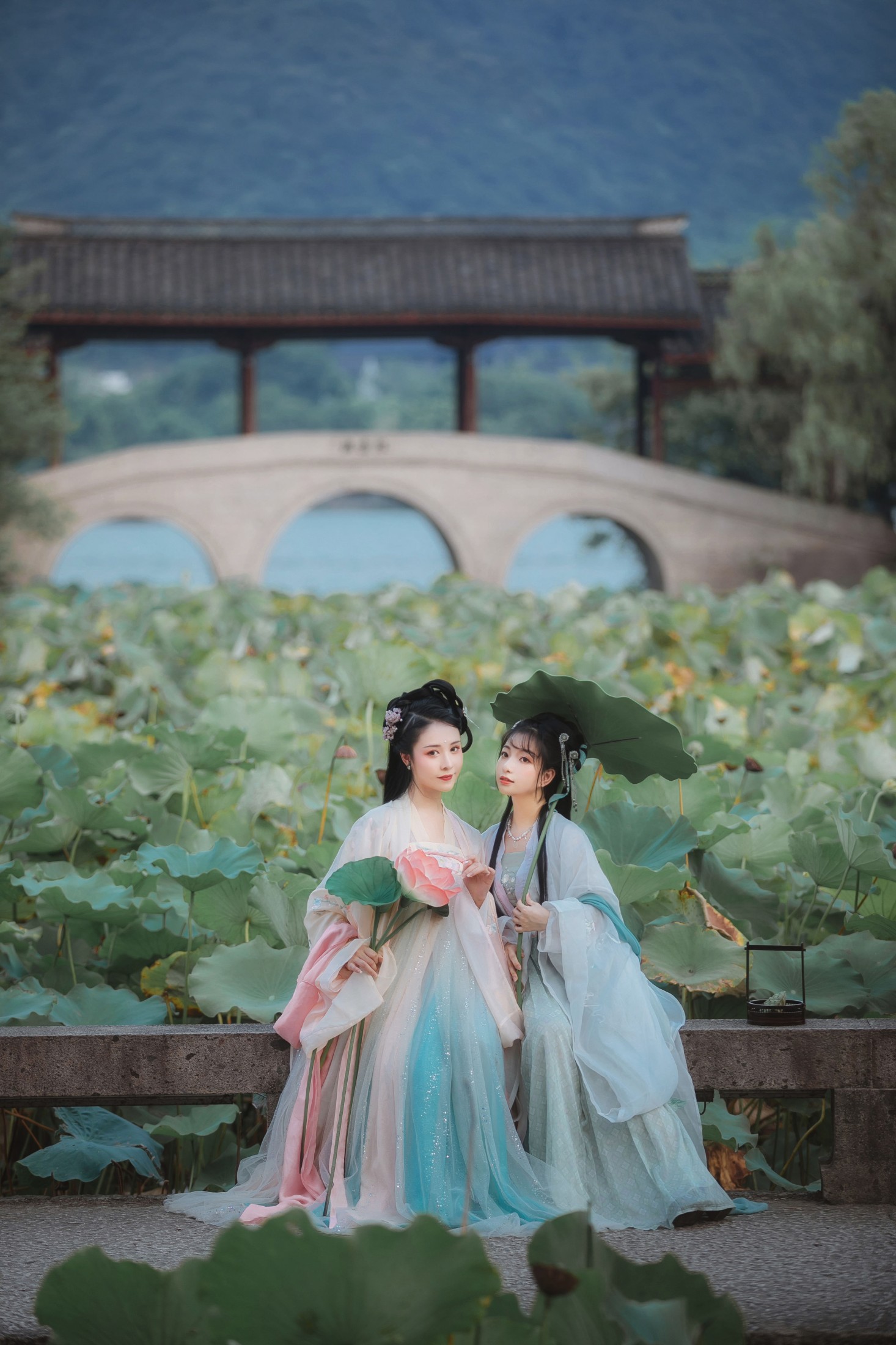 图片[3]-葵花花花儿 猪系少女日 – 《荷》[21P]-COS写真在线网