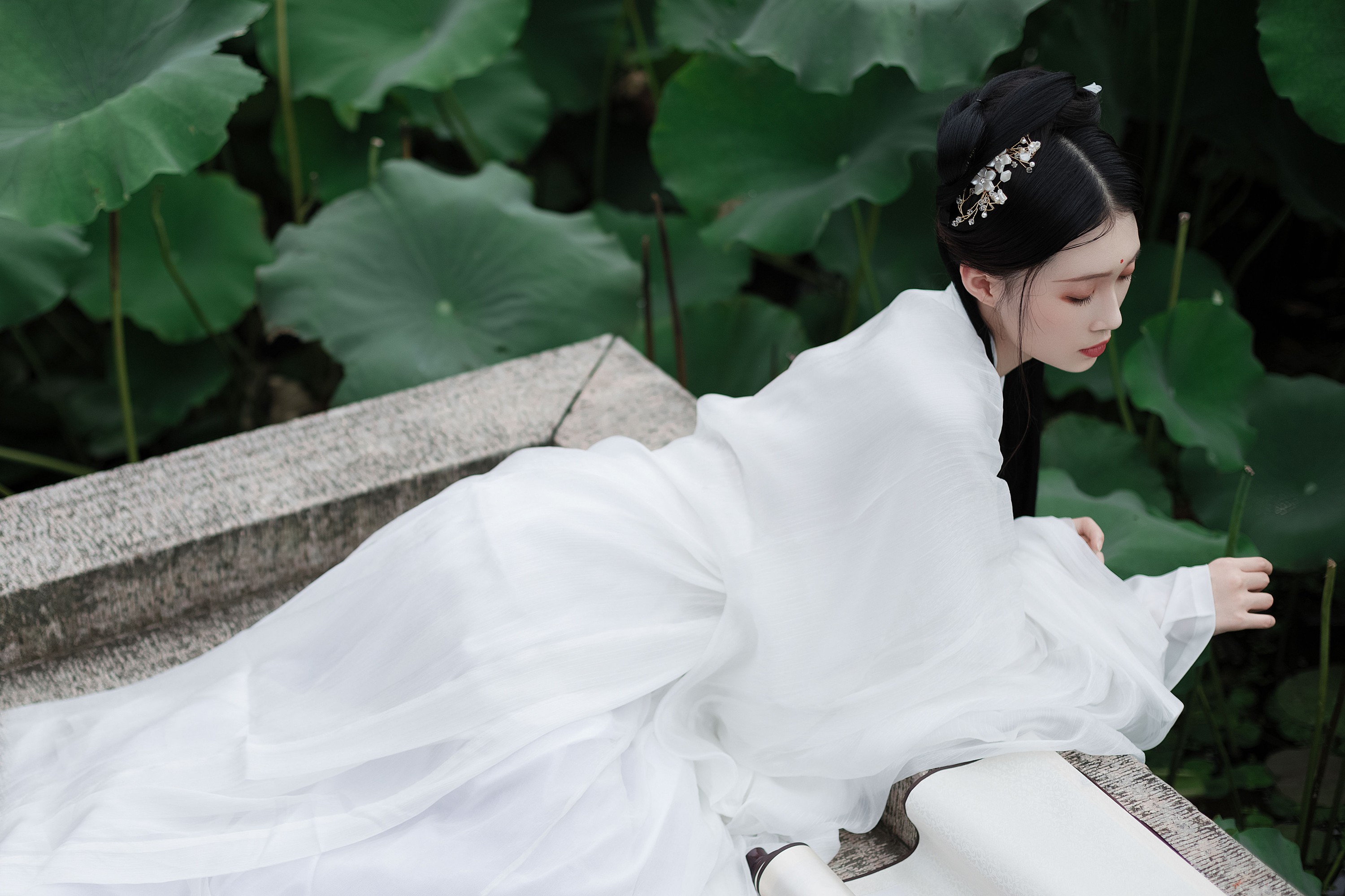 图片[3]-柳柳杨柳柳_  – 《层波潋滟远山横 一笑一倾城》[23P]-COS写真在线网
