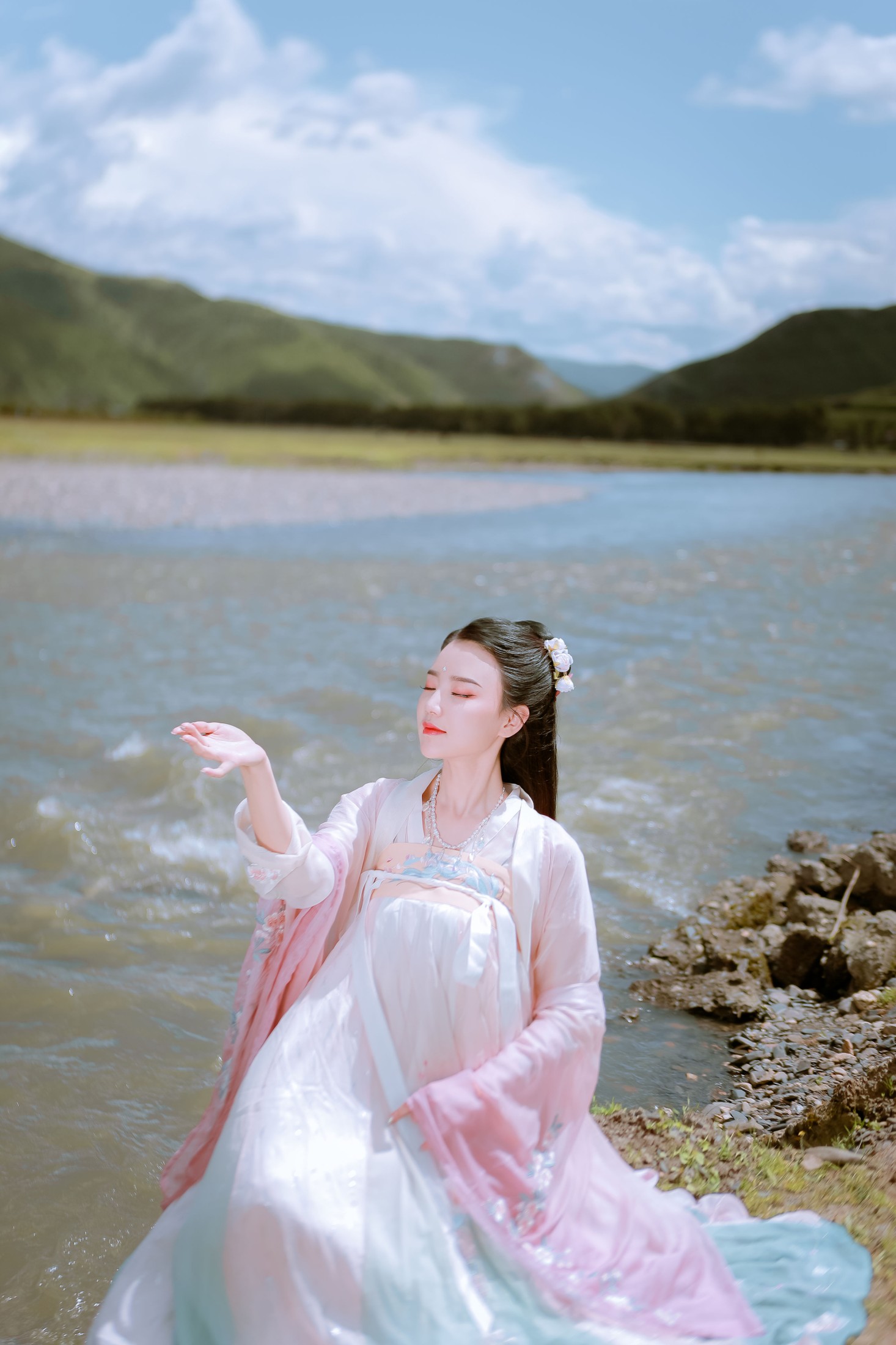 图片[4]-婷婷 – 《踏青》[22P]-COS写真在线网