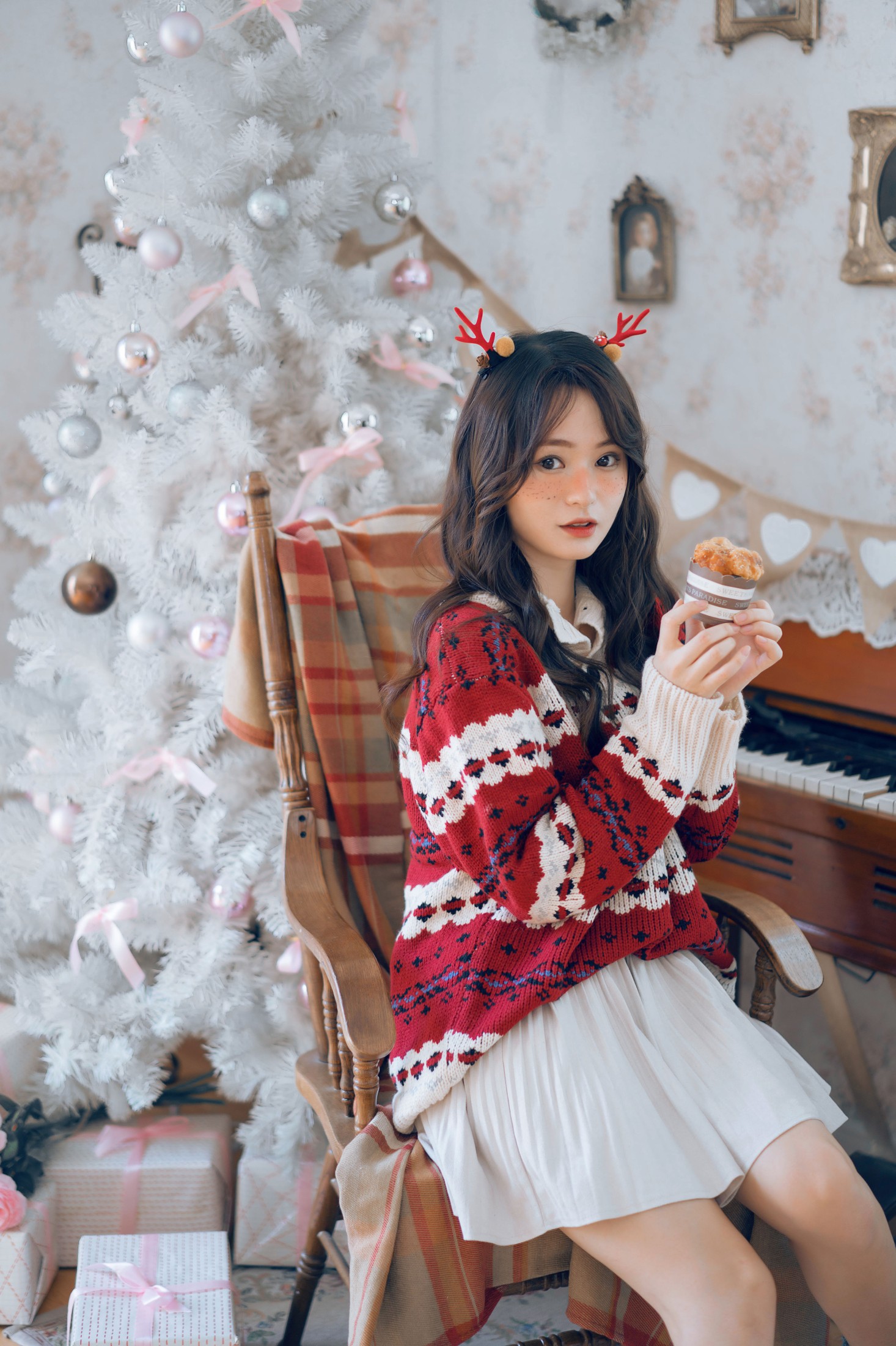 图片[5]-乐丝 – 《心田花房》[24P]-COS写真在线网
