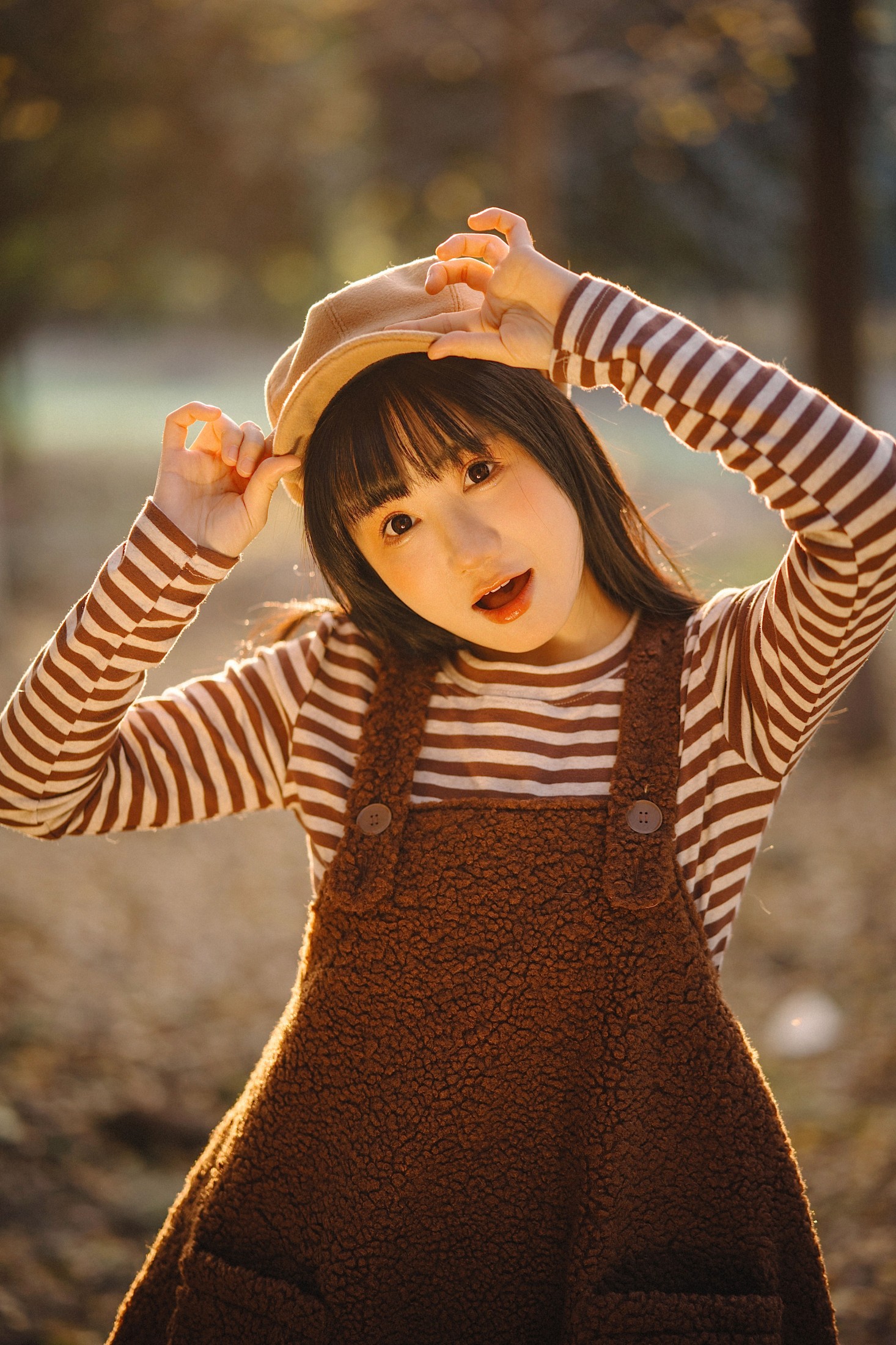 图片[5]-周小兔呀 – 《银杏小记》[27P]-COS写真在线网