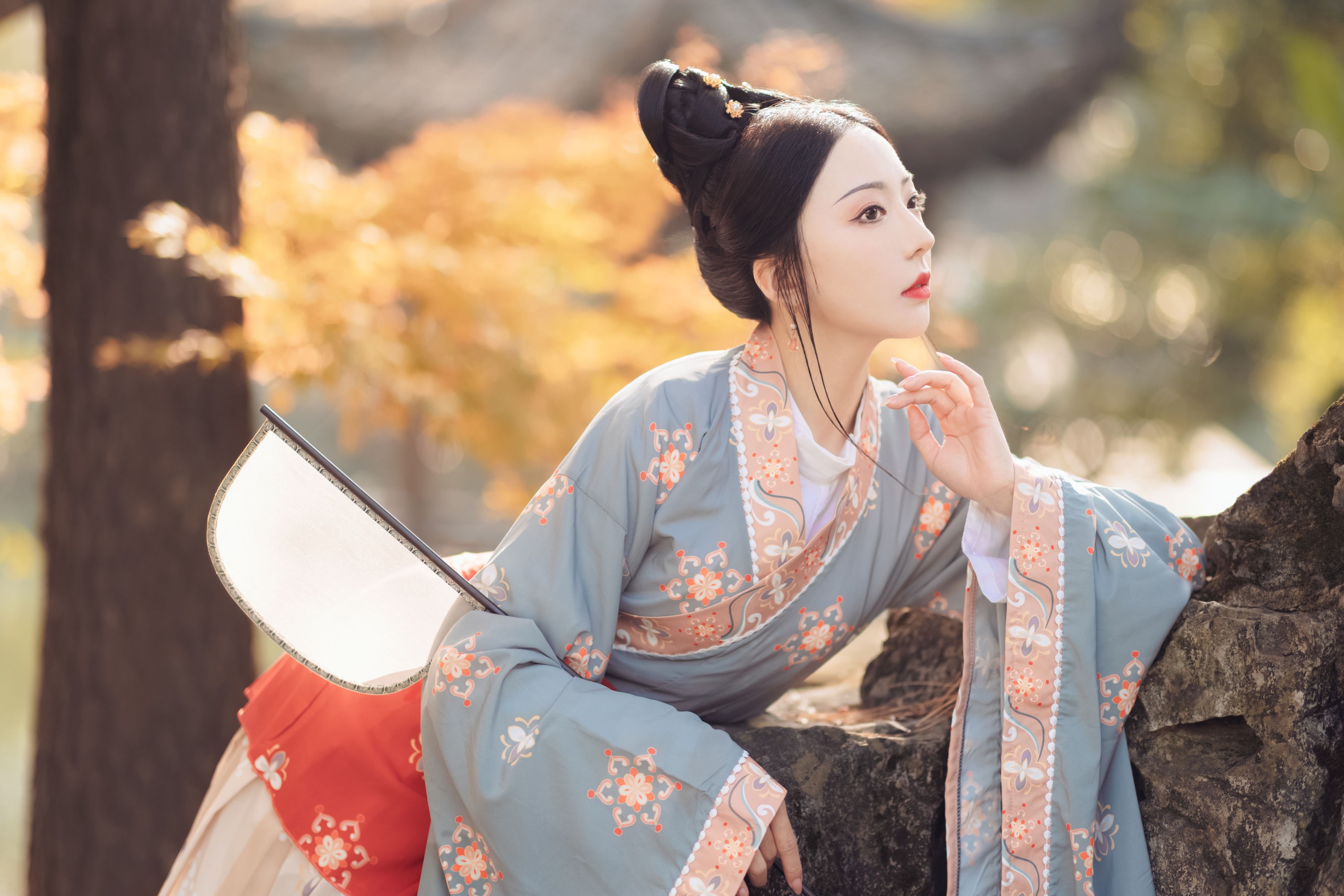 是真的南渊 – 《踏枫行》[30P] - 秀人网免费无水印在线套图写真