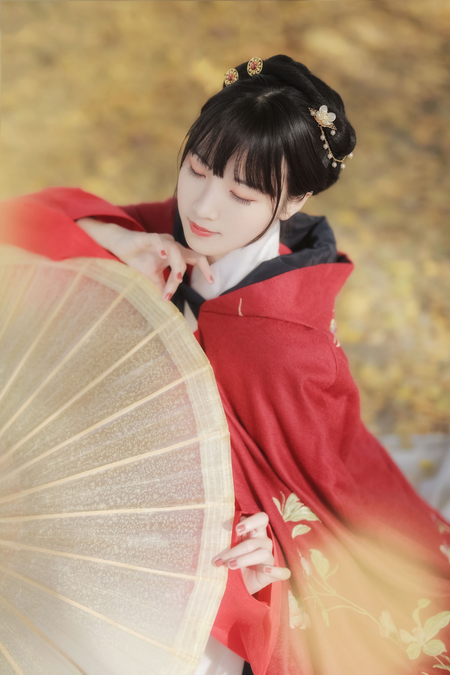 图片[3]-荞兜麻黛 – 《满园银杏落秋风》[29P]-COS写真在线网
