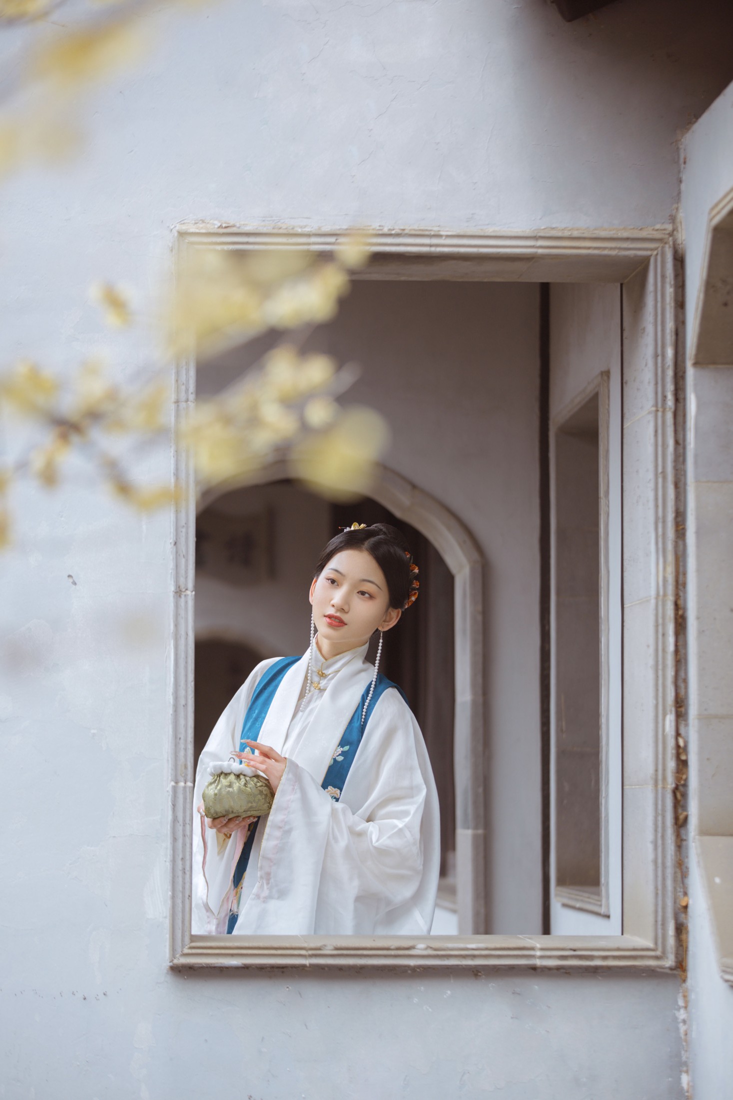 图片[3]-二一芝 – 《春事到桐花》[35P]-COS写真在线网
