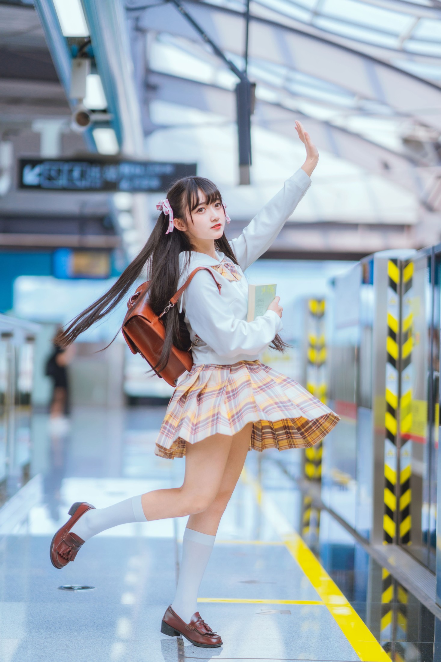 图片[5]-关关之猪w – 《地铁JK少女》[33P]-COS写真在线网