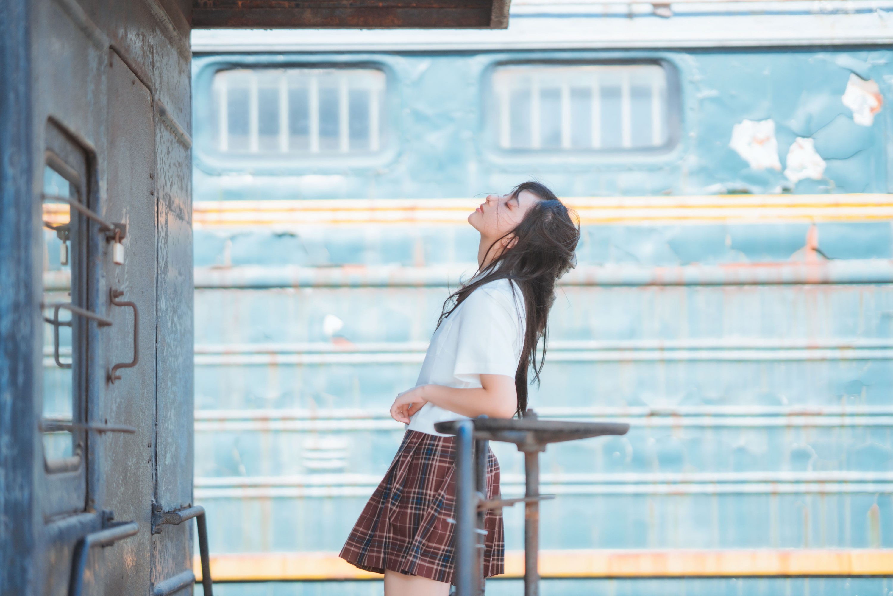 图片[5]-鲁鲁羽落子 – 《青春列车》[32P]-COS写真在线网