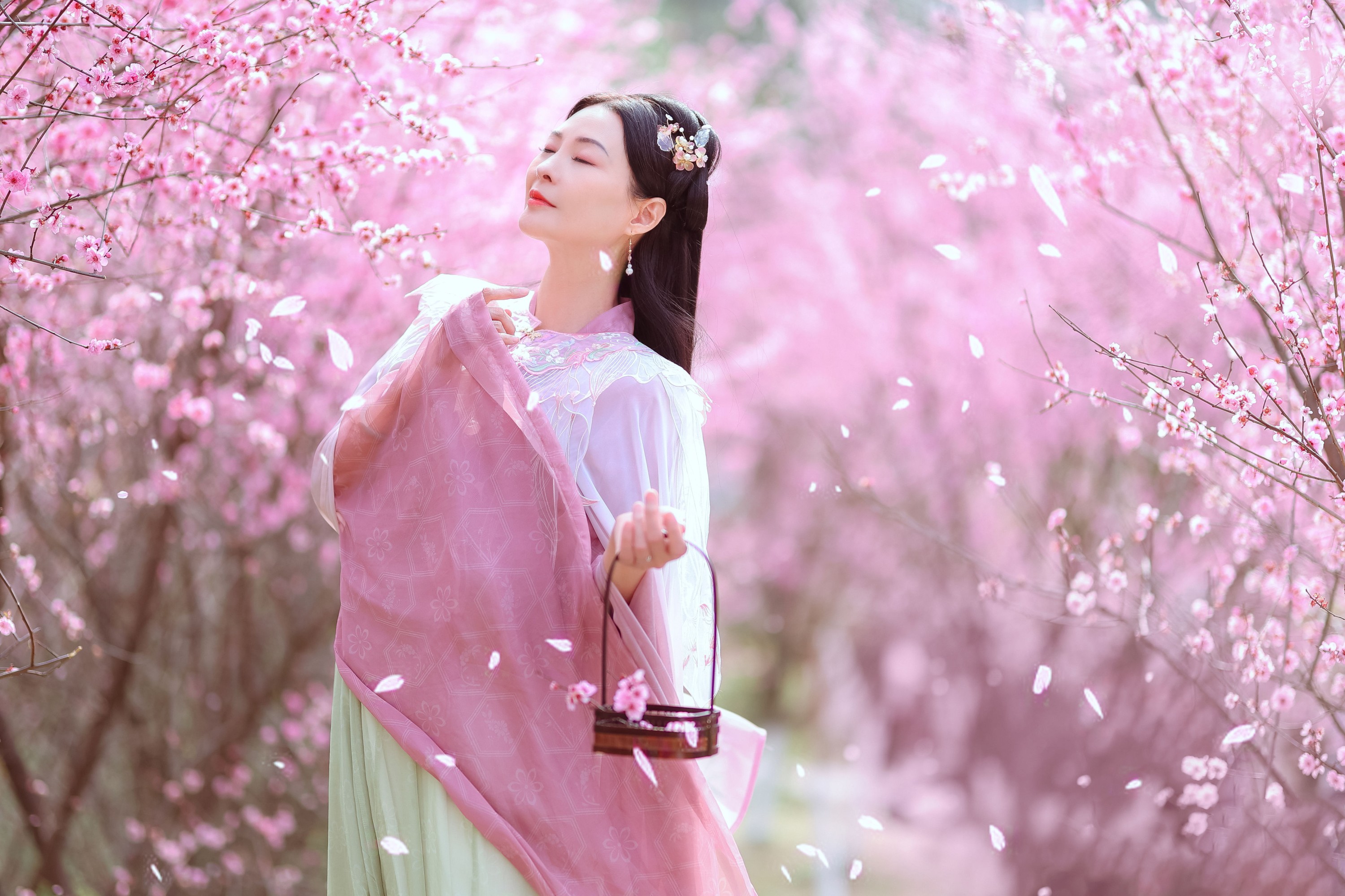 图片[4]-阿莲 – 《暖春樱色》[38P]-COS写真在线网
