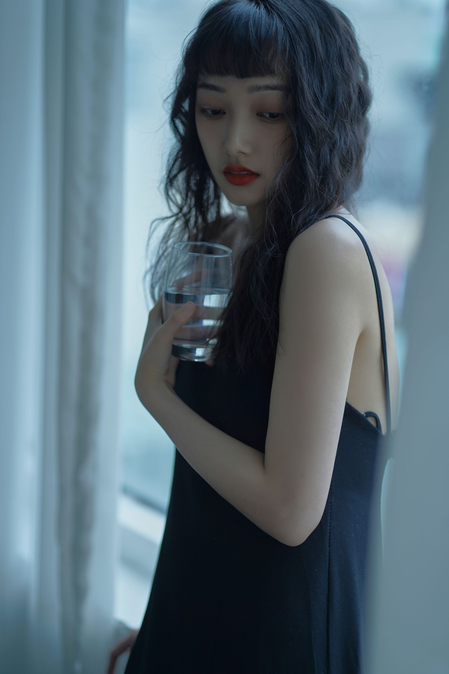 图片[6]-潇潇 – 《被雨伤透》[27P]-COS写真在线网