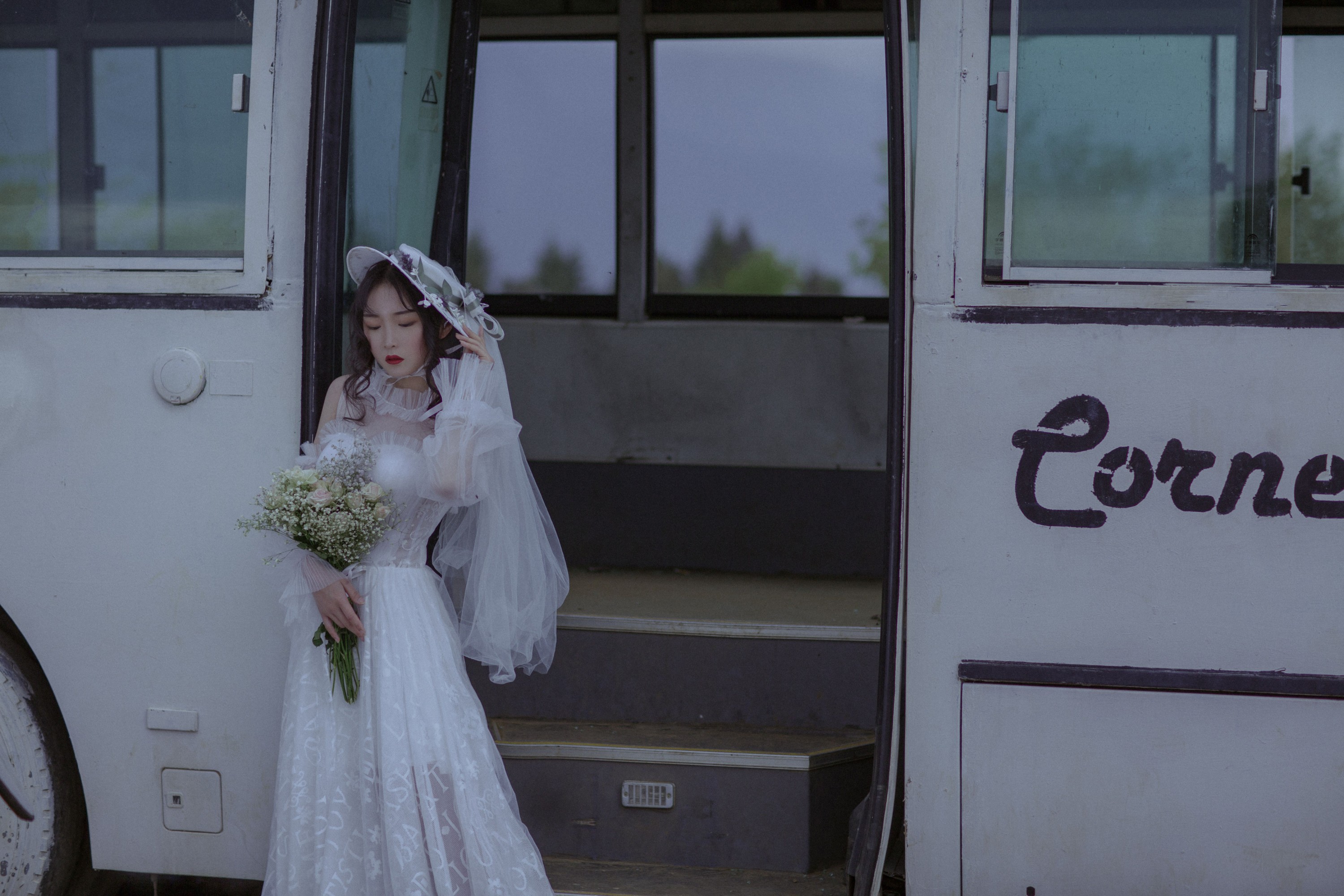 图片[5]-月下桑小川 – 《为自己穿一次婚纱》[33P]-COS写真在线网