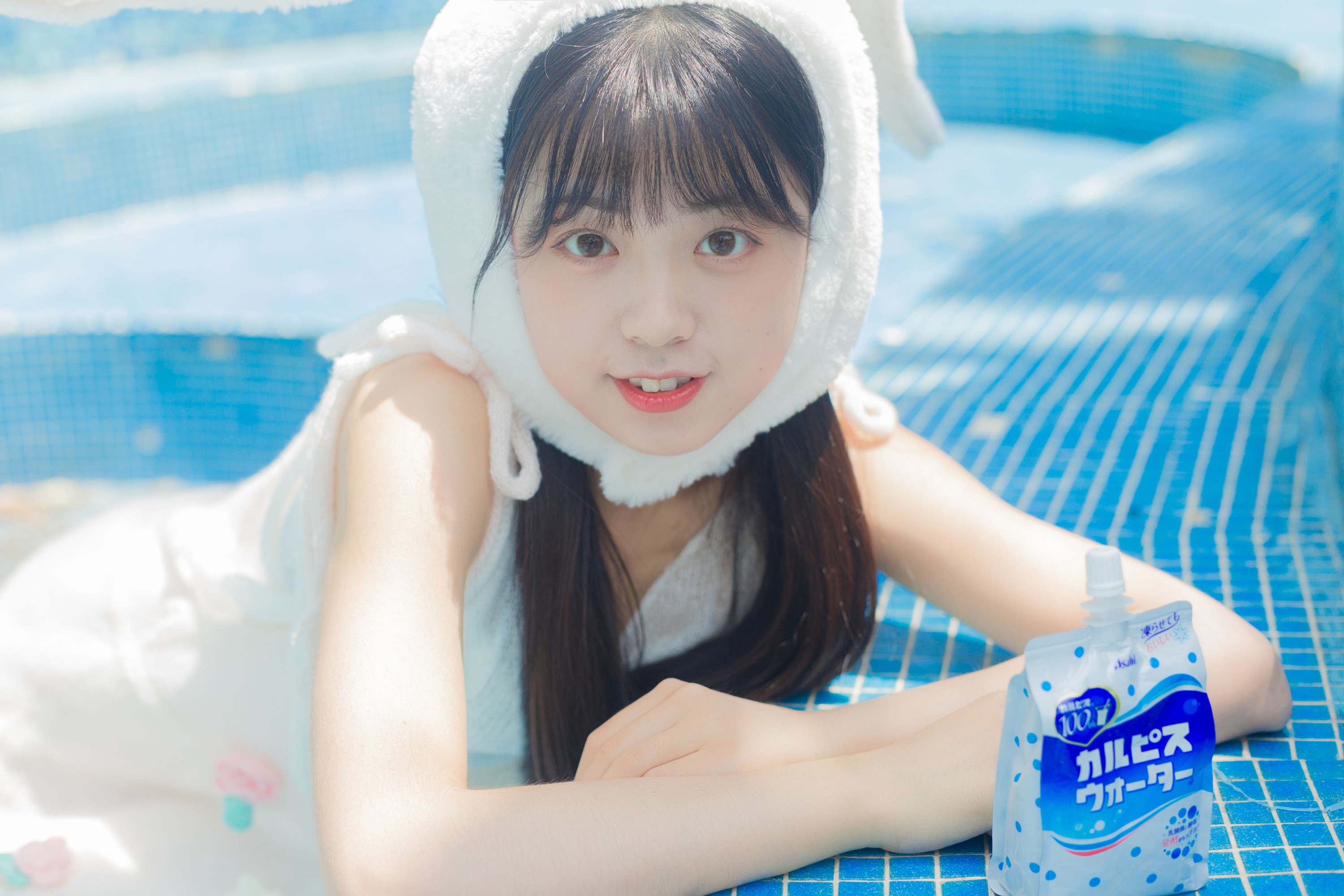 图片[6]-一只暖暖 – 《夏日泳池的兔子》[36P]-COS写真在线网