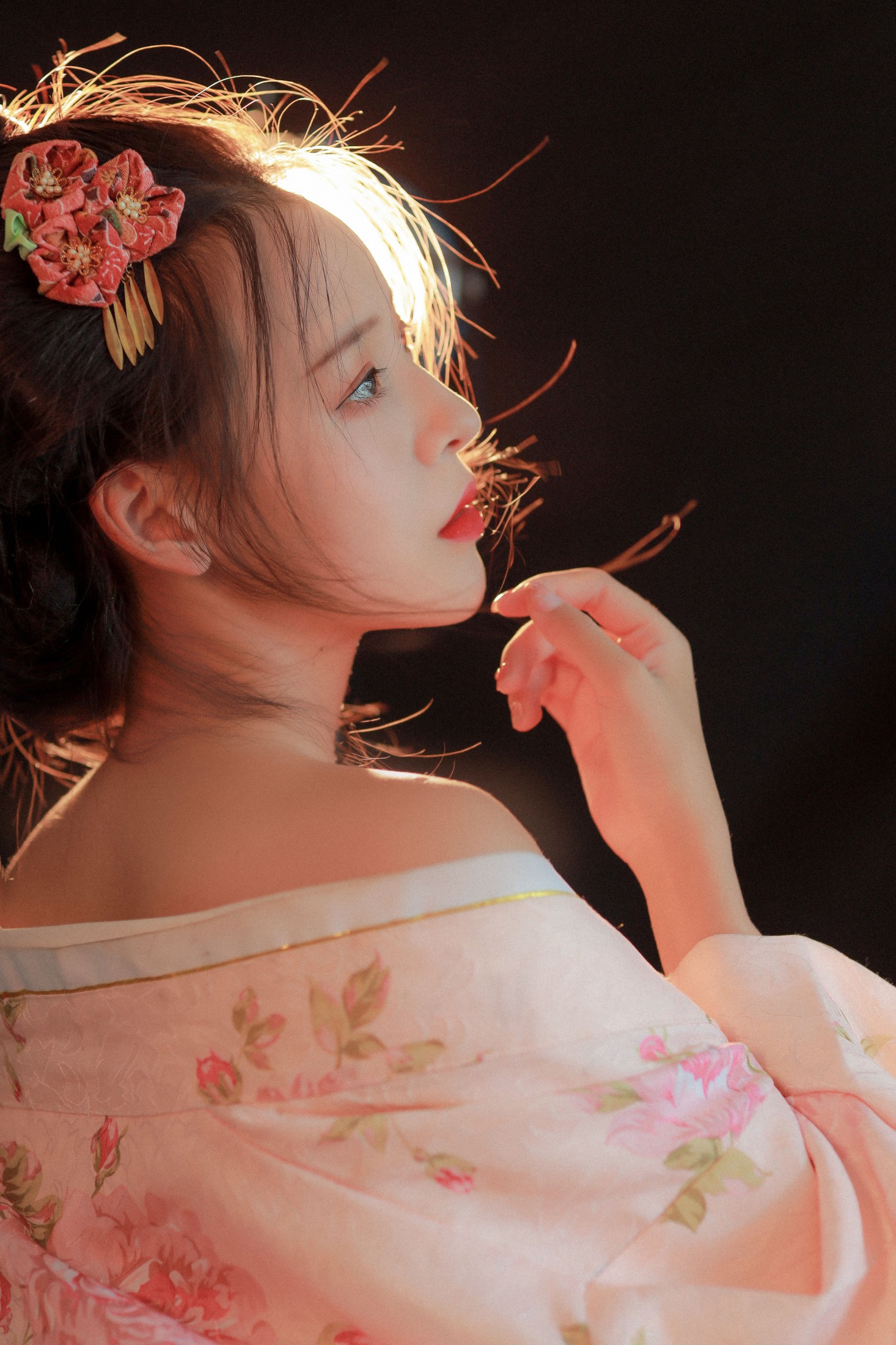 图片[5]-秦朝歌 – 《神明少女》[22P]-COS写真在线网
