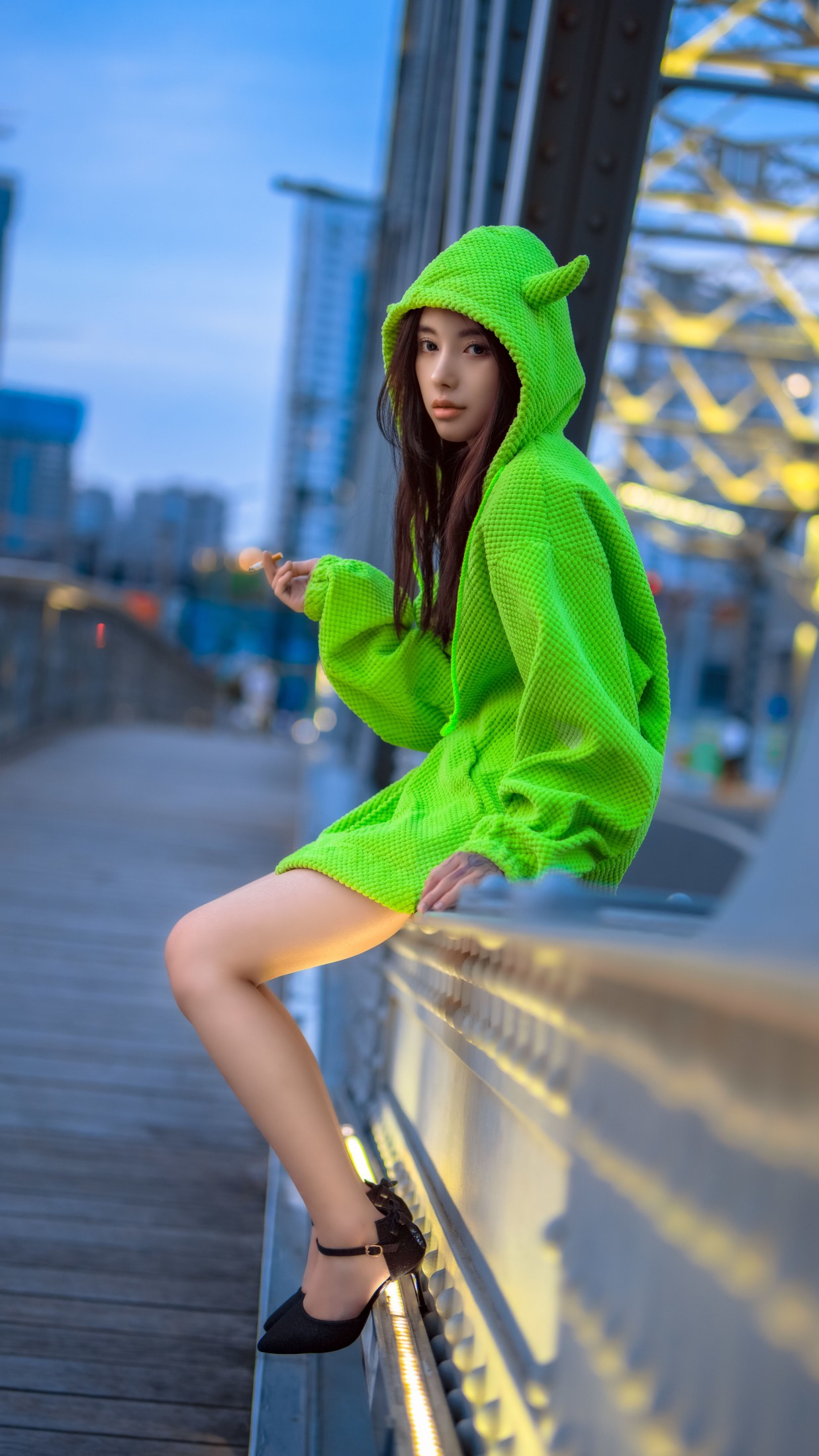 图片[5]-悦悦 – 《看着天空慢慢蓝起来》[37P]-COS写真在线网