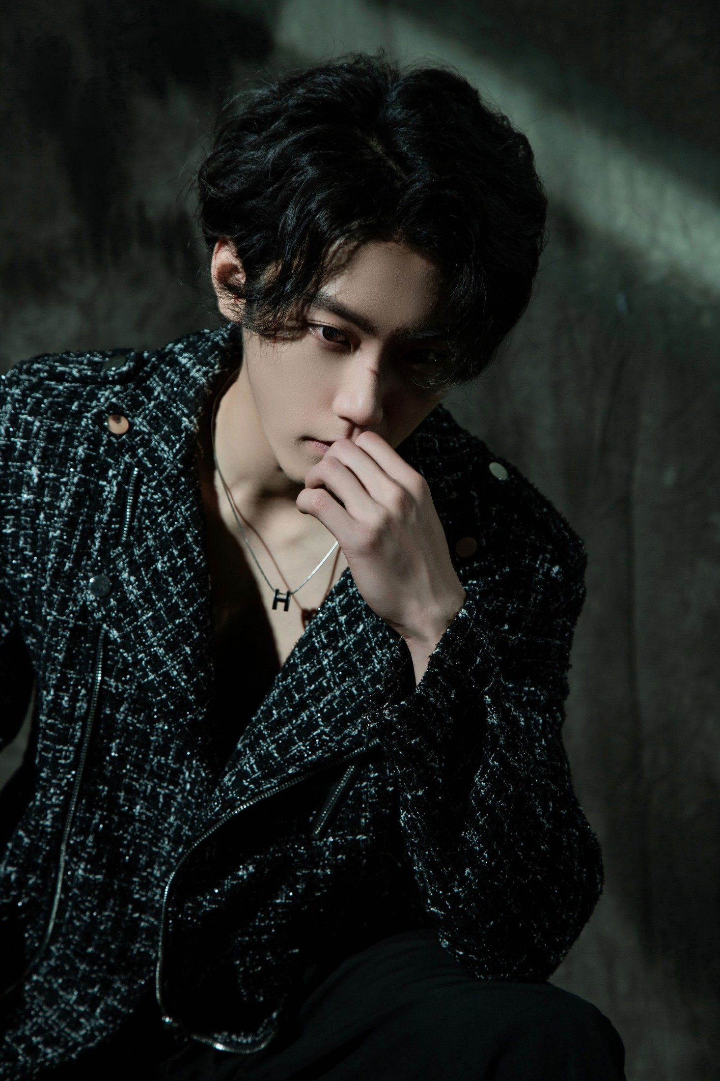 图片[3]-温柔的朱朱 – 《光影与男孩》[30P]-COS写真在线网