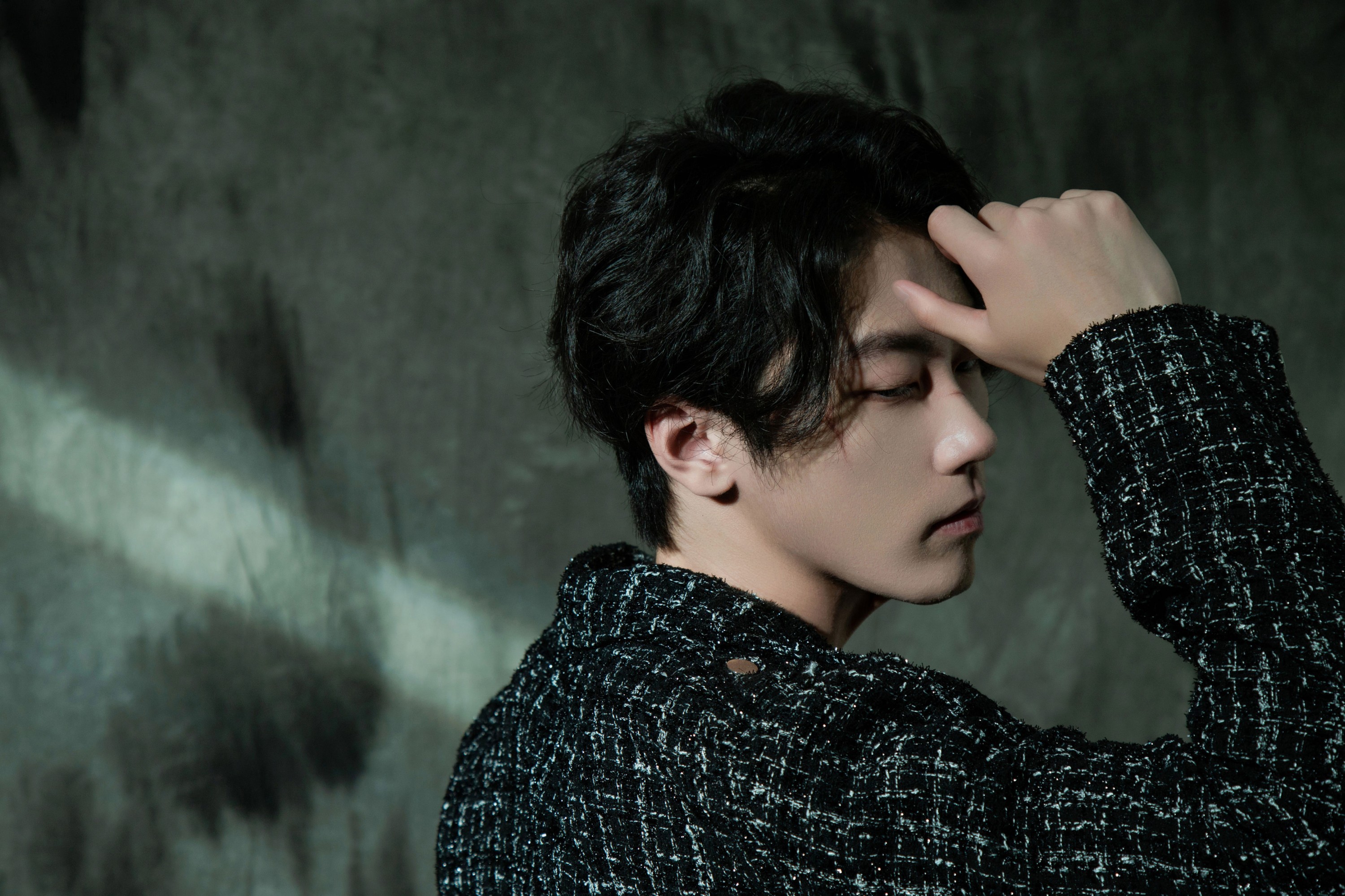 图片[4]-温柔的朱朱 – 《光影与男孩》[30P]-COS写真在线网