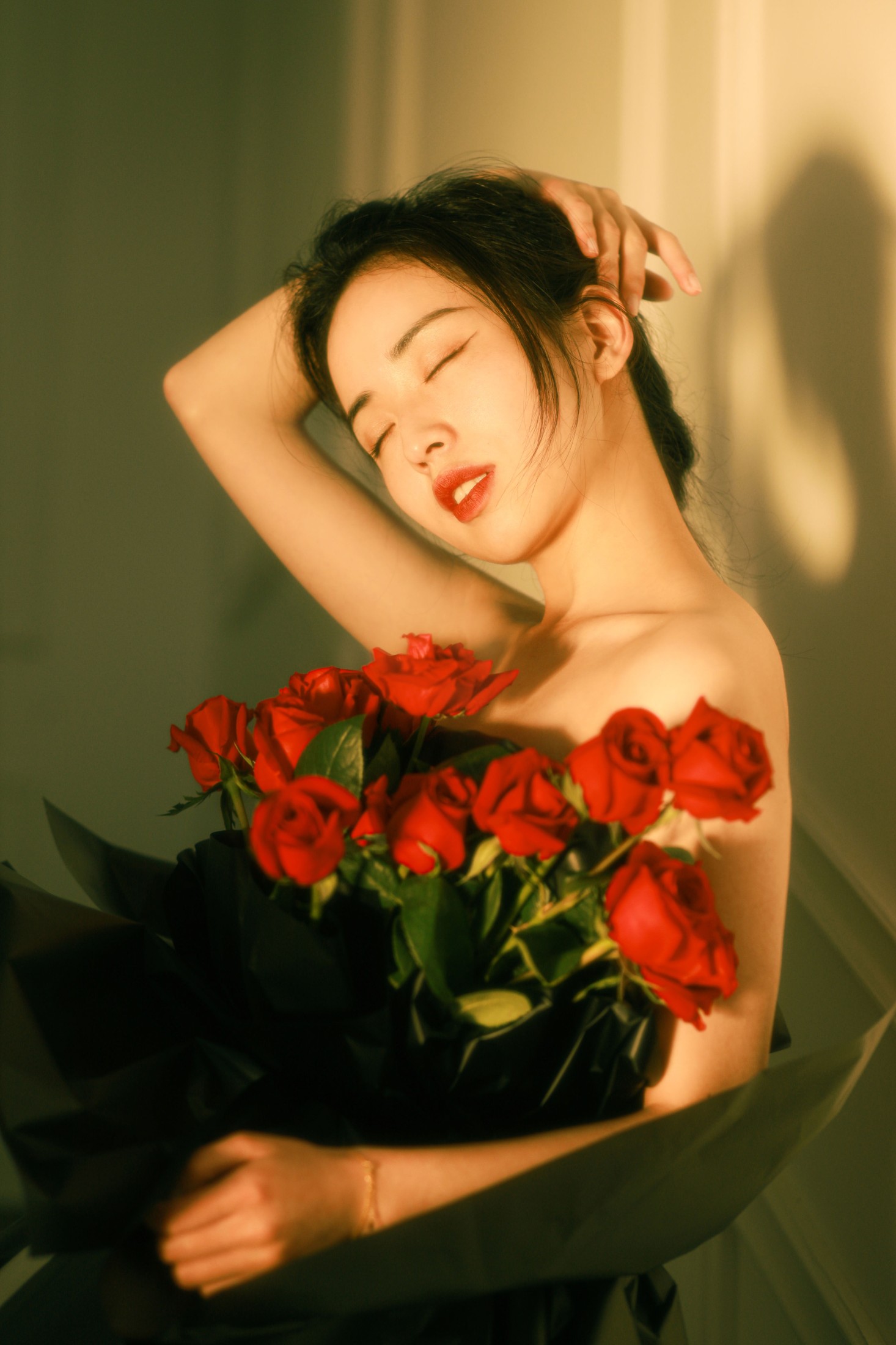 图片[4]-卖恐龙的小红薯 – 《红玫瑰》[34P]-COS写真在线网