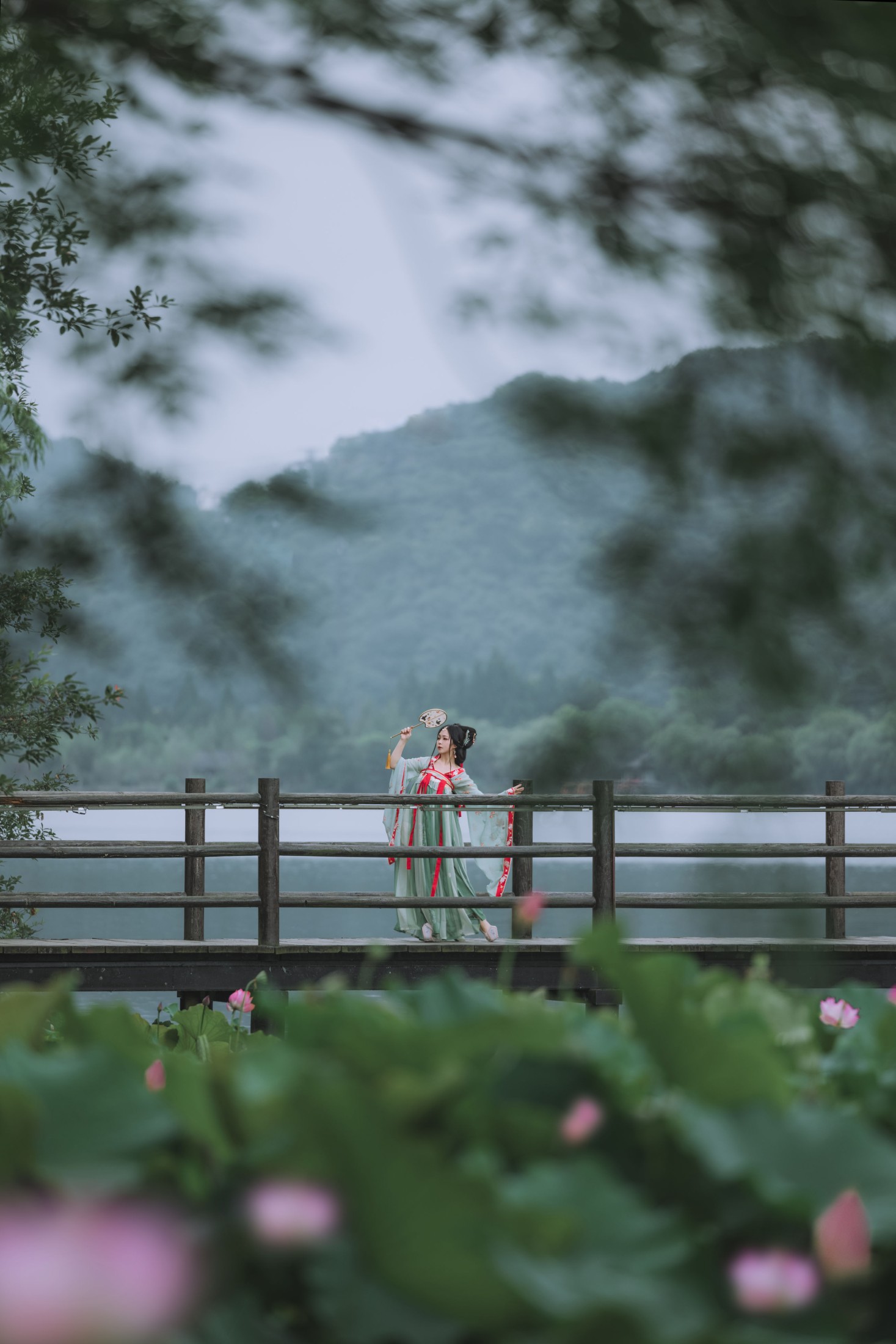 图片[3]-阡墨红尘 – 《风荷举》[22P]-COS写真在线网