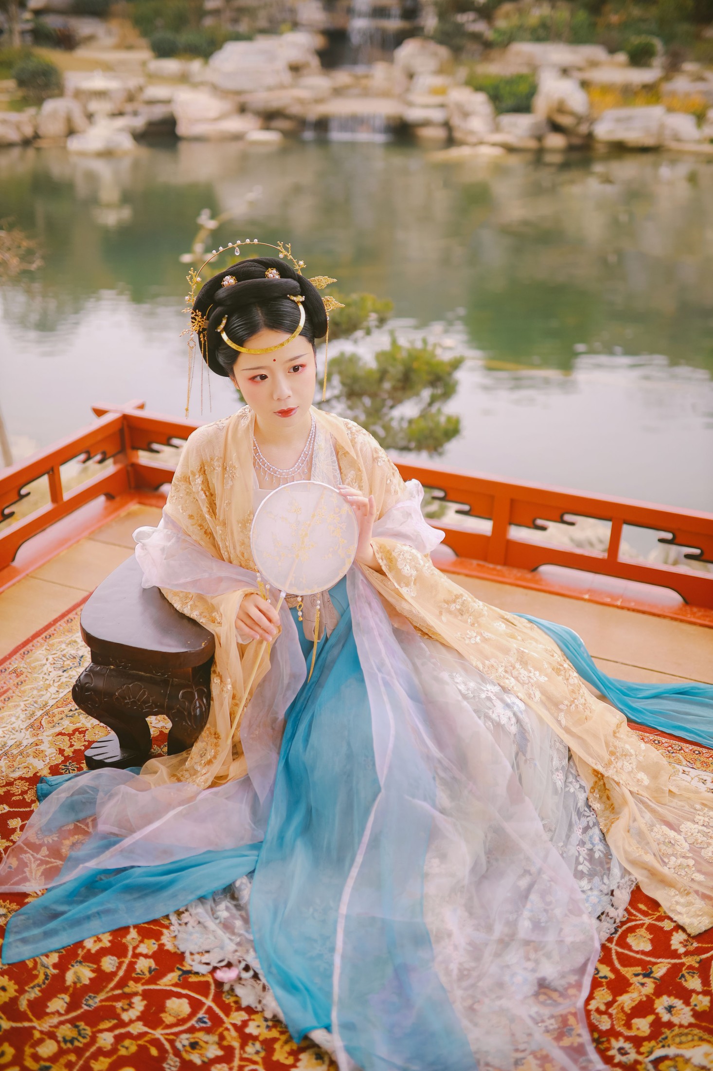 图片[3]-Suky喜欢软绵绵毛茸茸的团子 – 《云想衣裳花想容》[22P]-COS写真在线网