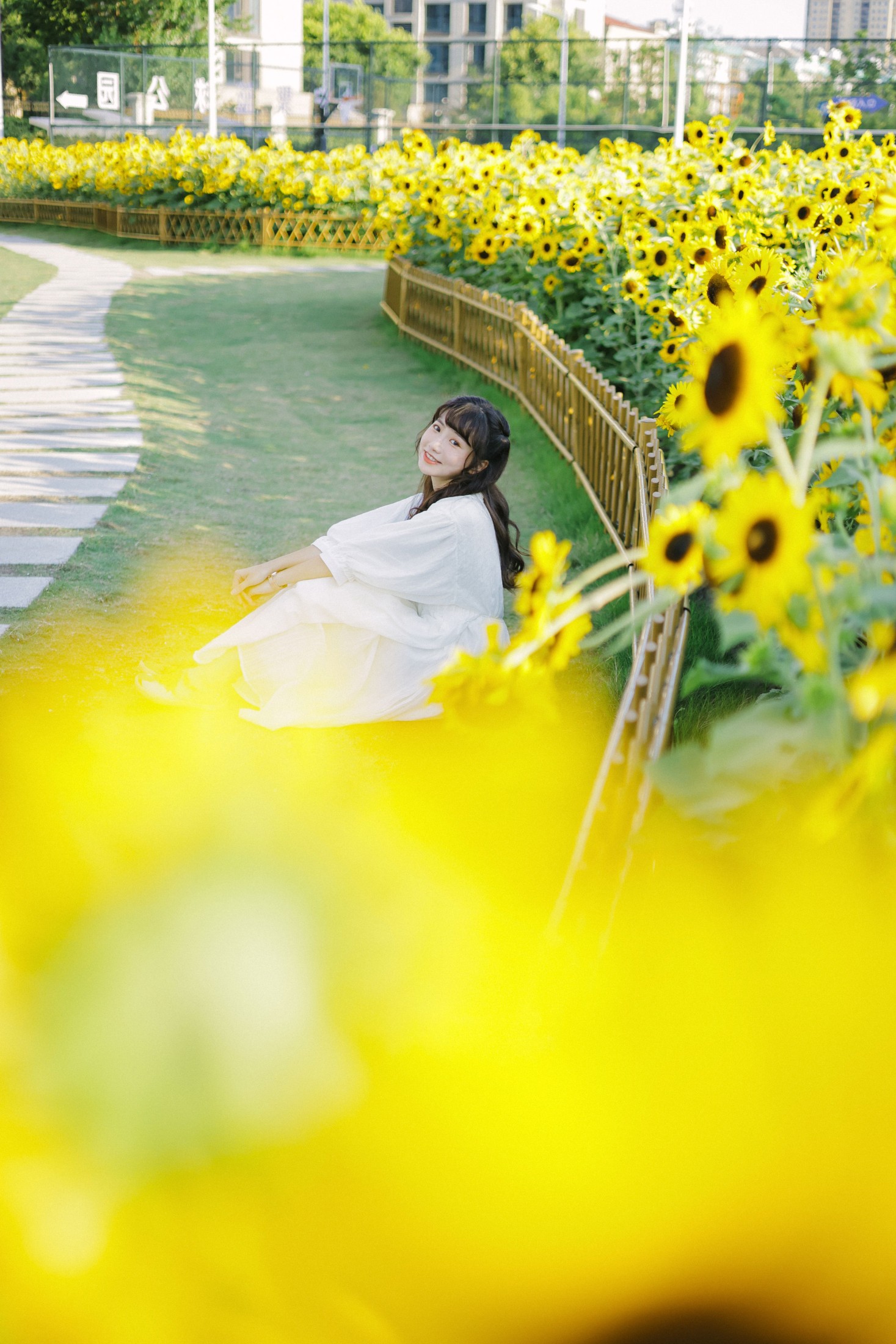 图片[4]-蓝胖子 – 《阳光下的花和你》[25P]-COS写真在线网