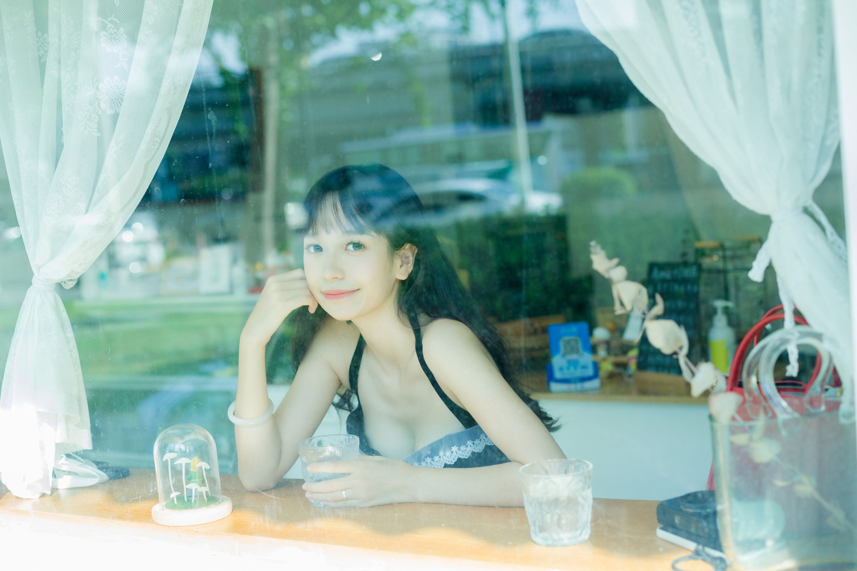 图片[4]-鄢韵琳 – 《不归女孩》[26P]-COS写真在线网