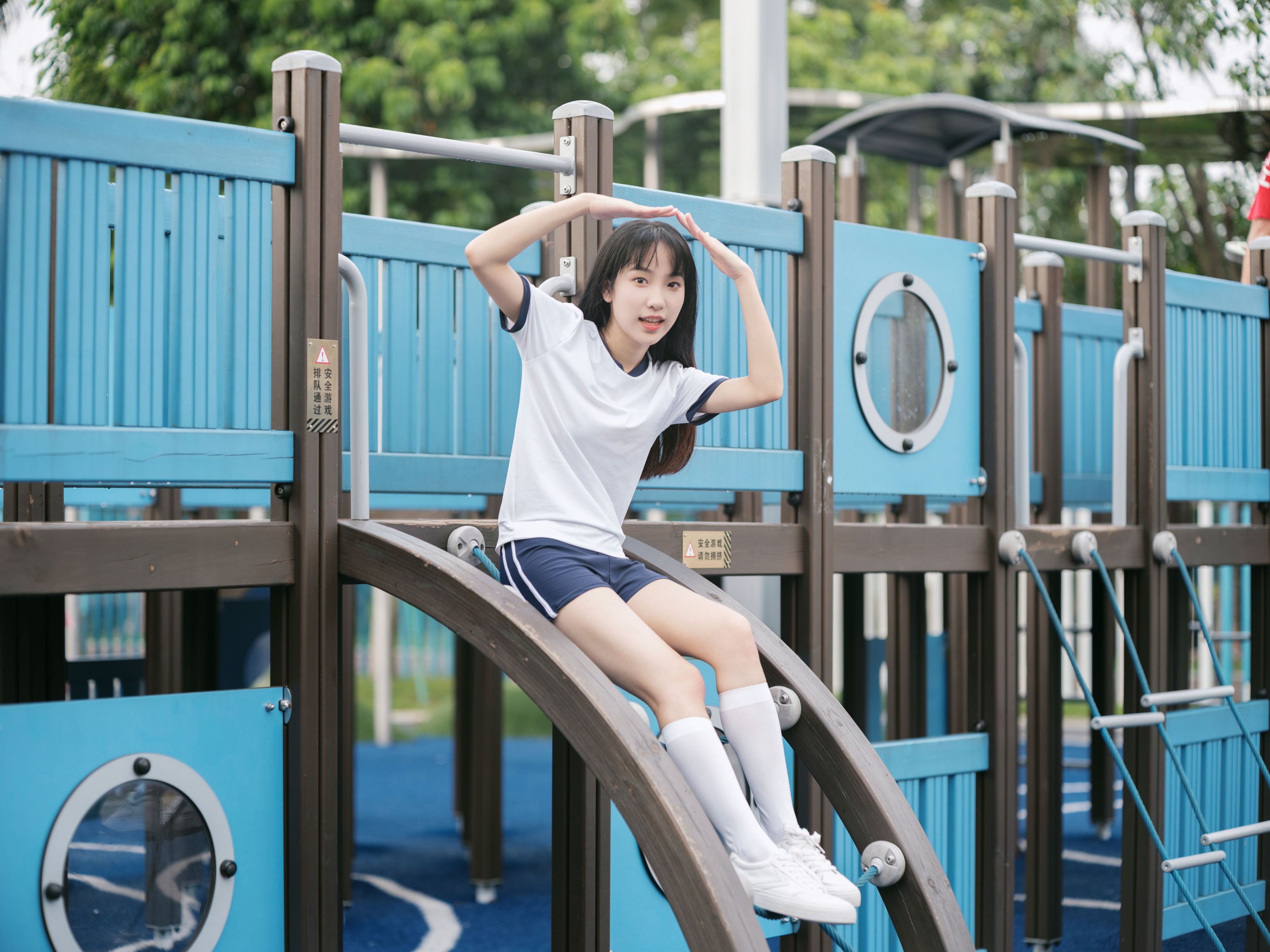 简小橙 – 《放学后》[41P] - 秀人网免费无水印在线套图写真