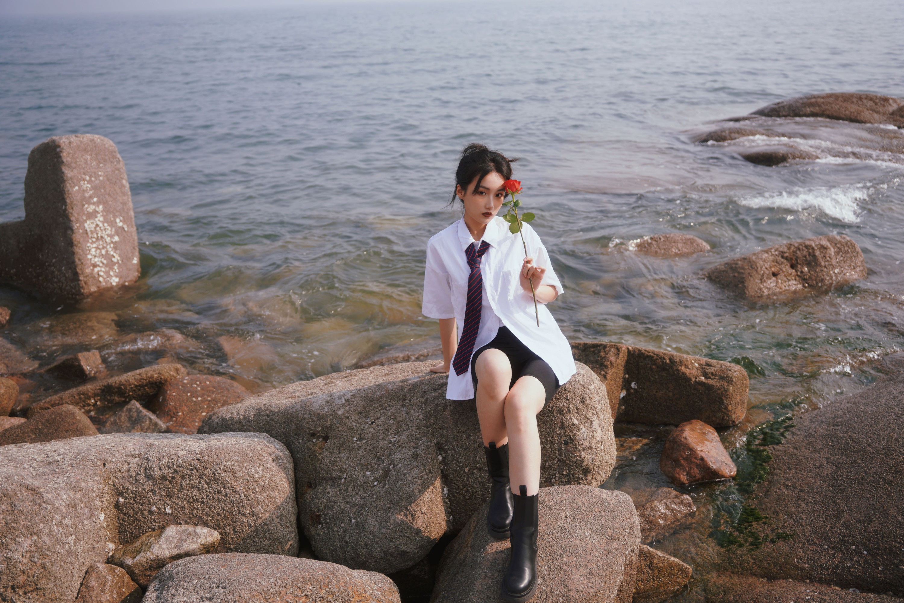 图片[3]-馨馨 – 《玫瑰的盛夏》[24P]-COS写真在线网