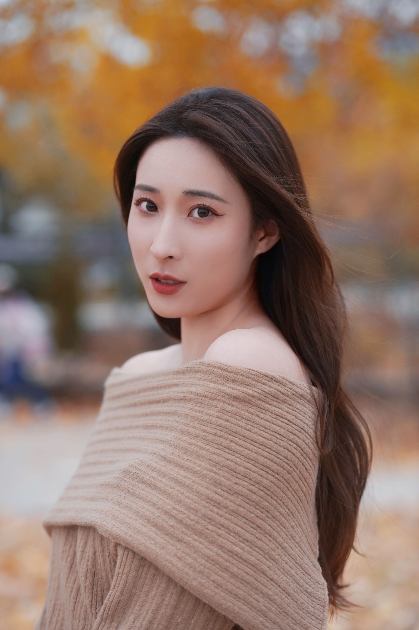图片[3]-阿音 – 《叶落知秋》[26P]-COS写真在线网