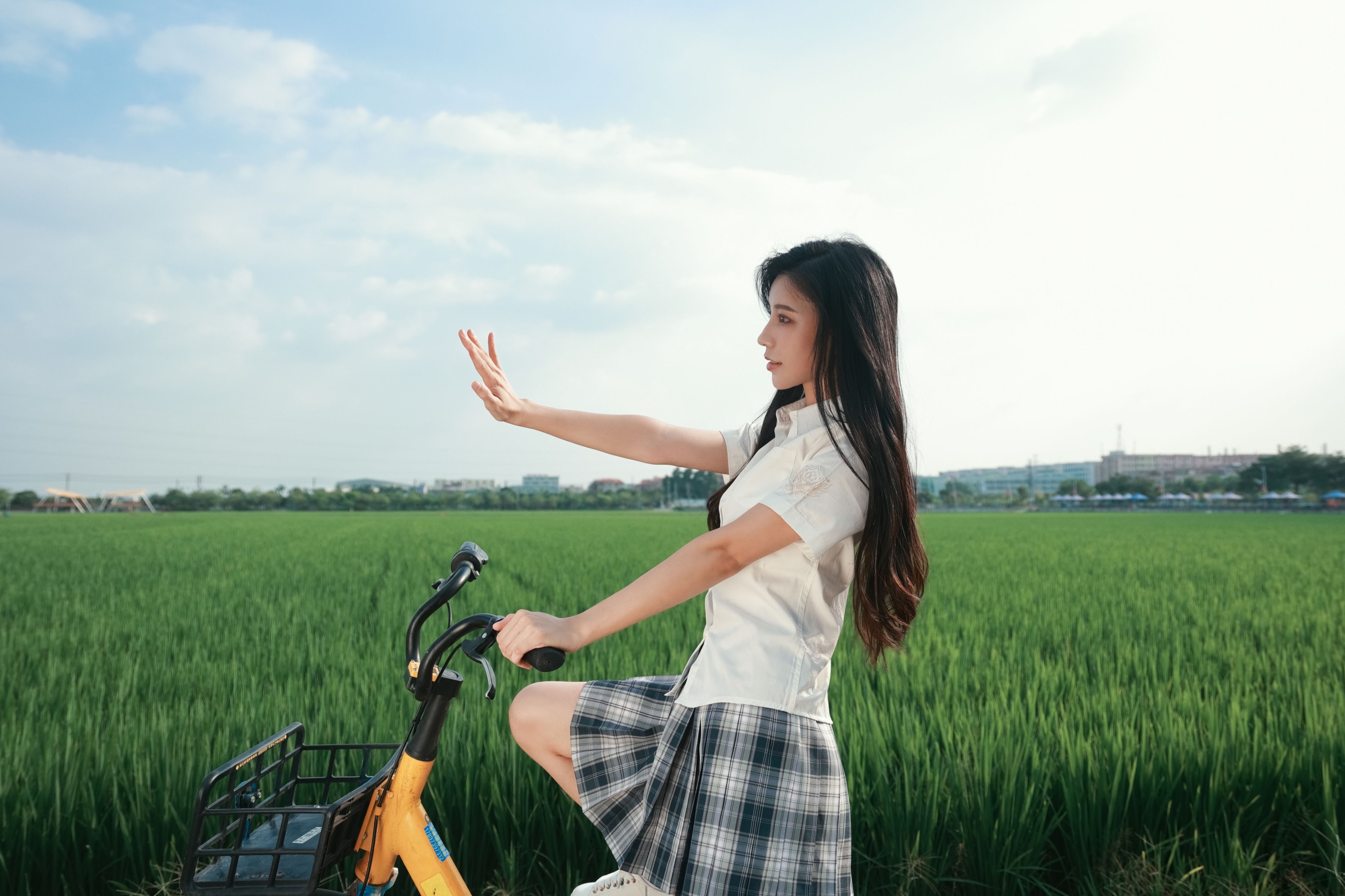 图片[3]-周周 – 《相遇稻田》[27P]-COS写真在线网
