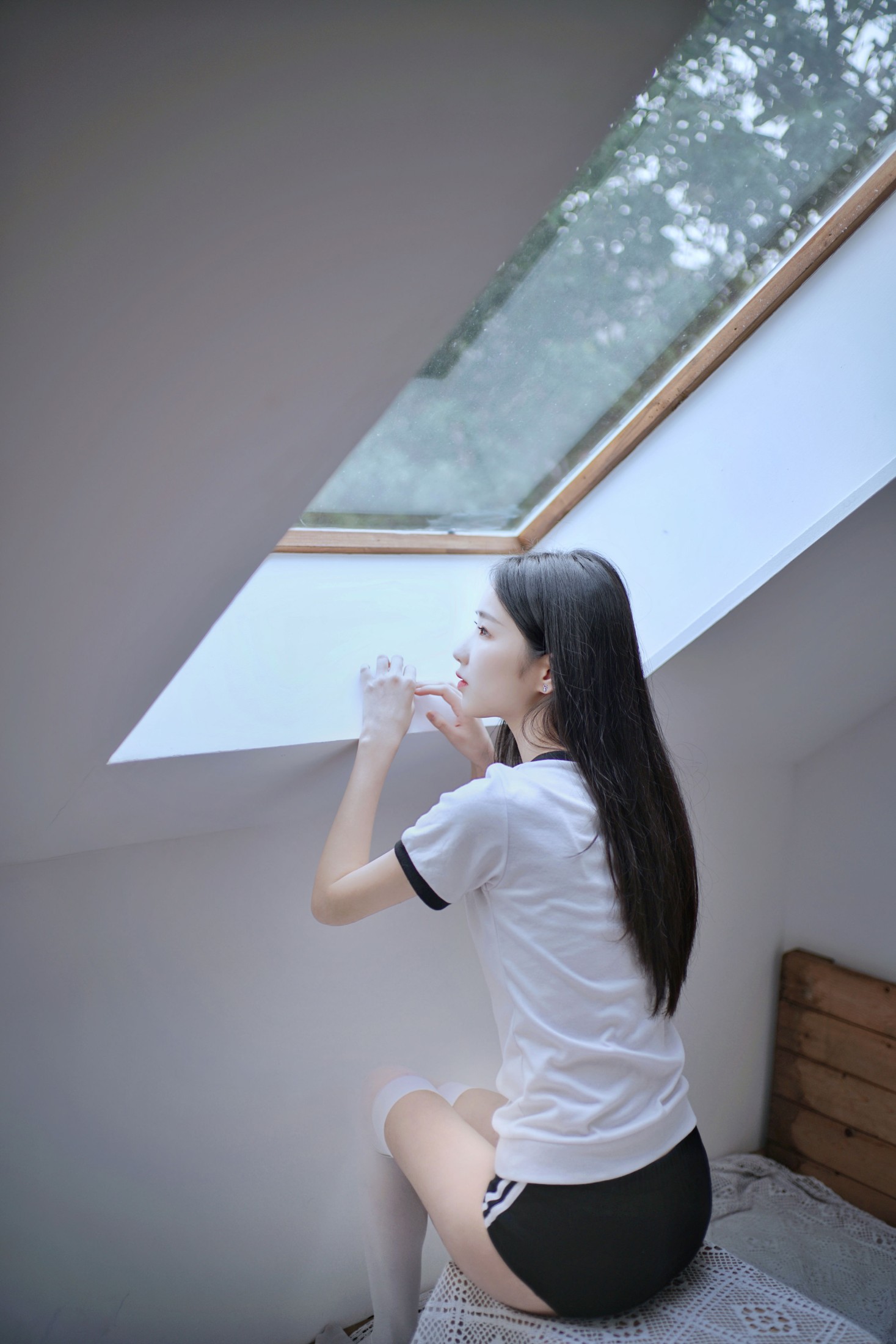 图片[3]-小静 – 《阁楼里的素白》[26P]-COS写真在线网