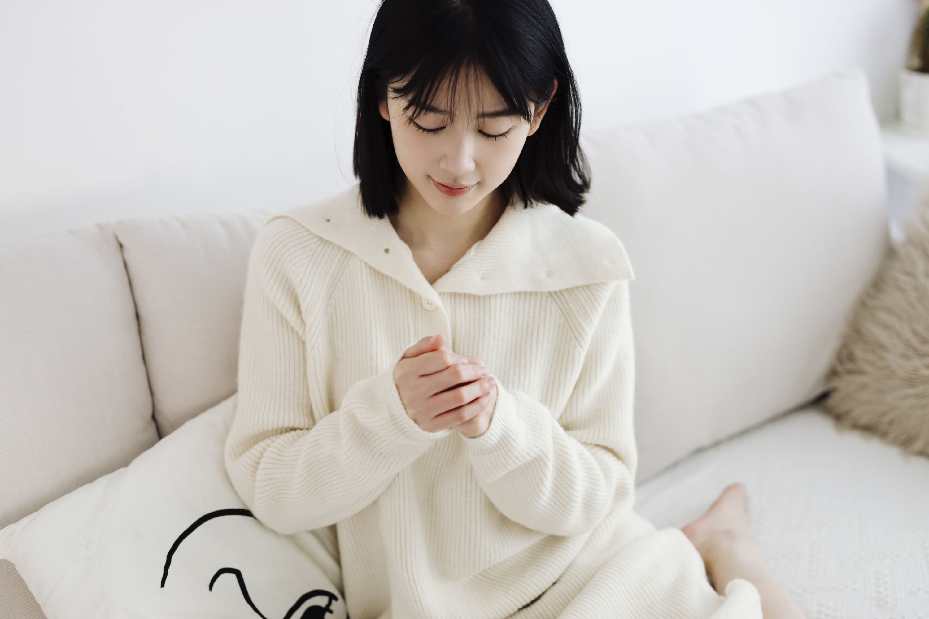 图片[6]-安琪儿 – 《独处的房间》[40P]-COS写真在线网