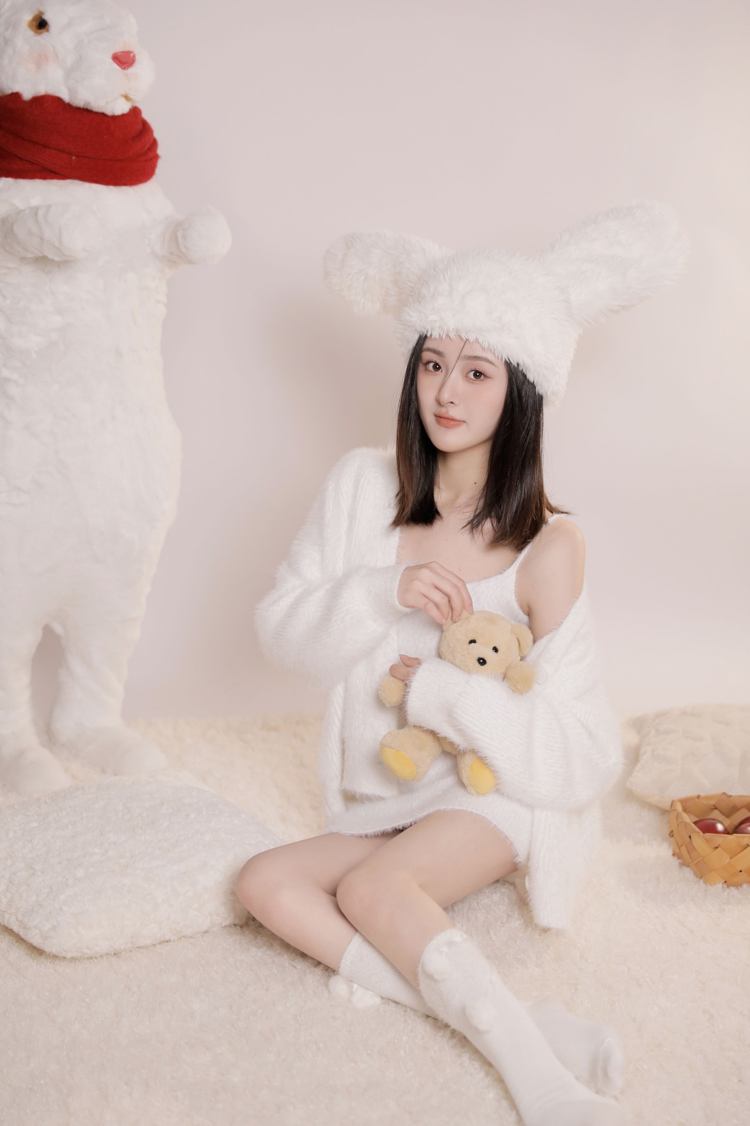 图片[3]-醉醉豆 – 《兔年快乐》[22P]-COS写真在线网