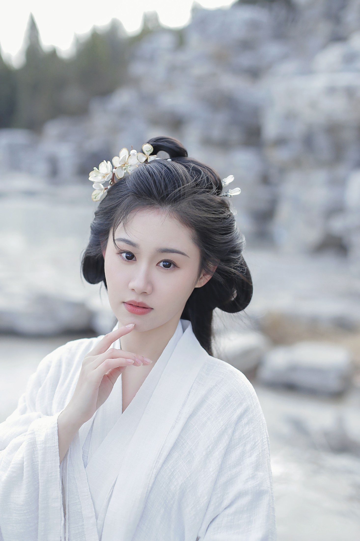 图片[3]-岳雨婷 – 《玉兰》[22P]-COS写真在线网