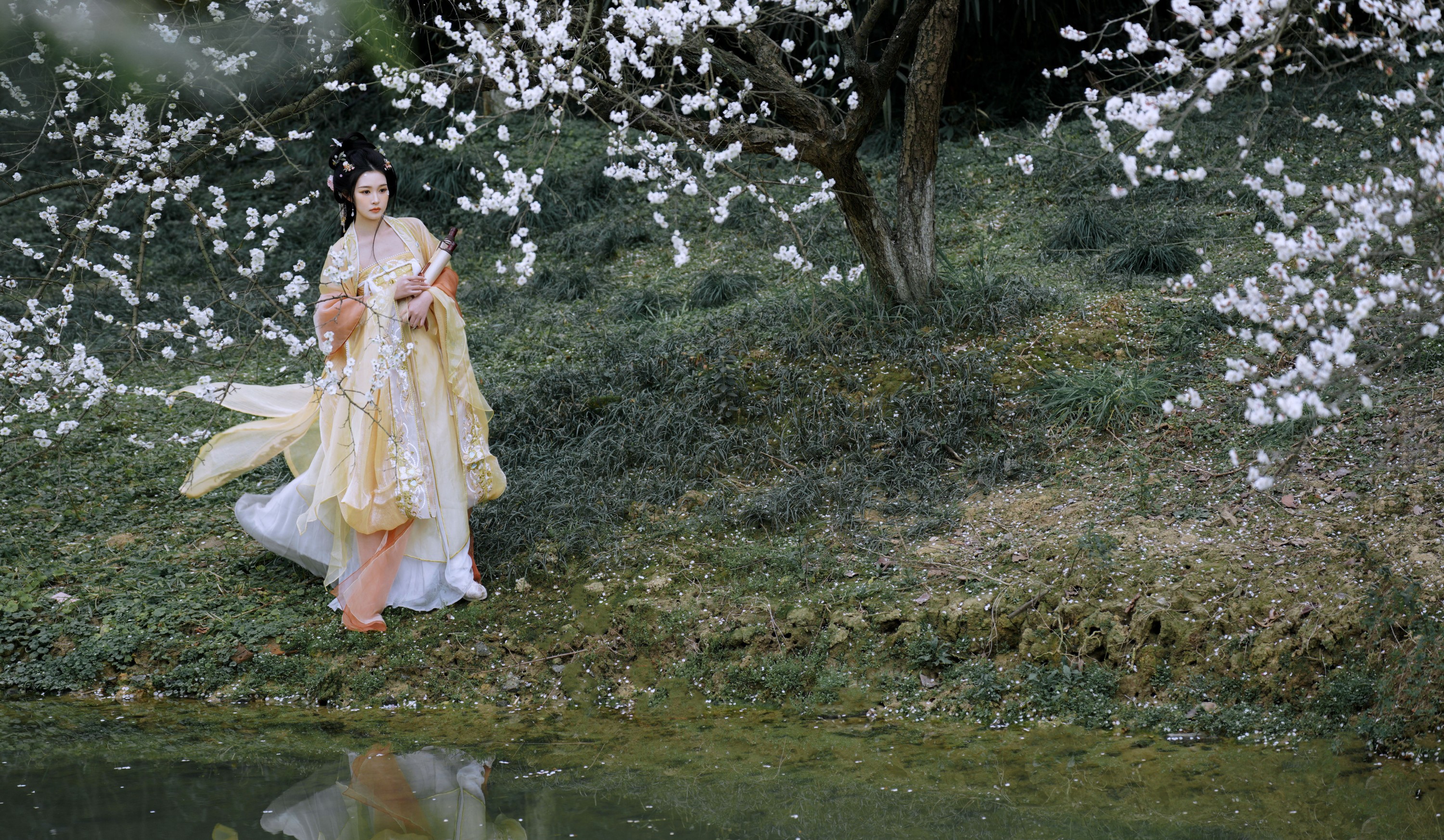 图片[4]-爱探险的夏商周 – 《踏梅》[22P]-COS写真在线网