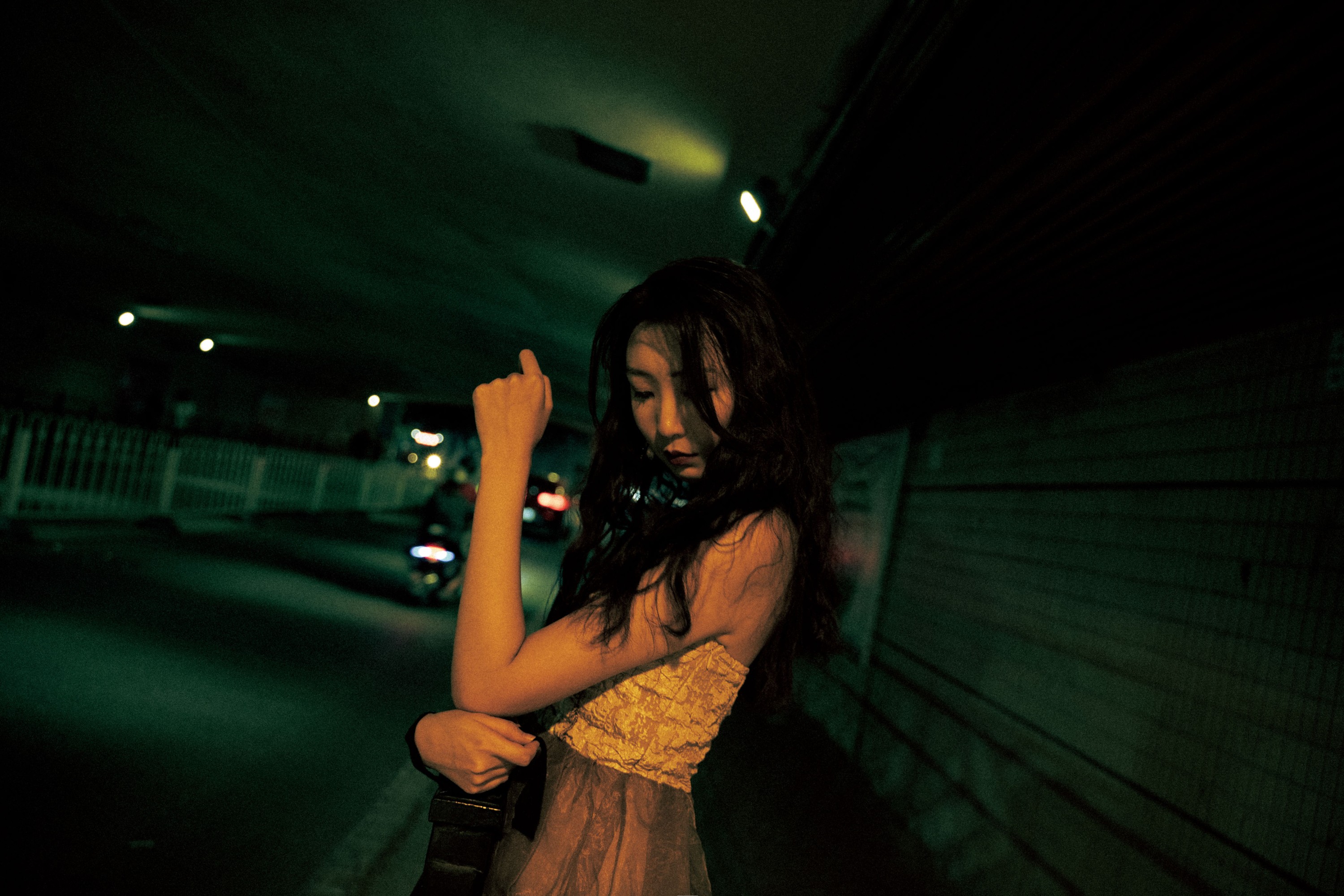 图片[3]-娅呀子 – 《港风复古少女写真》[26P]-COS写真在线网