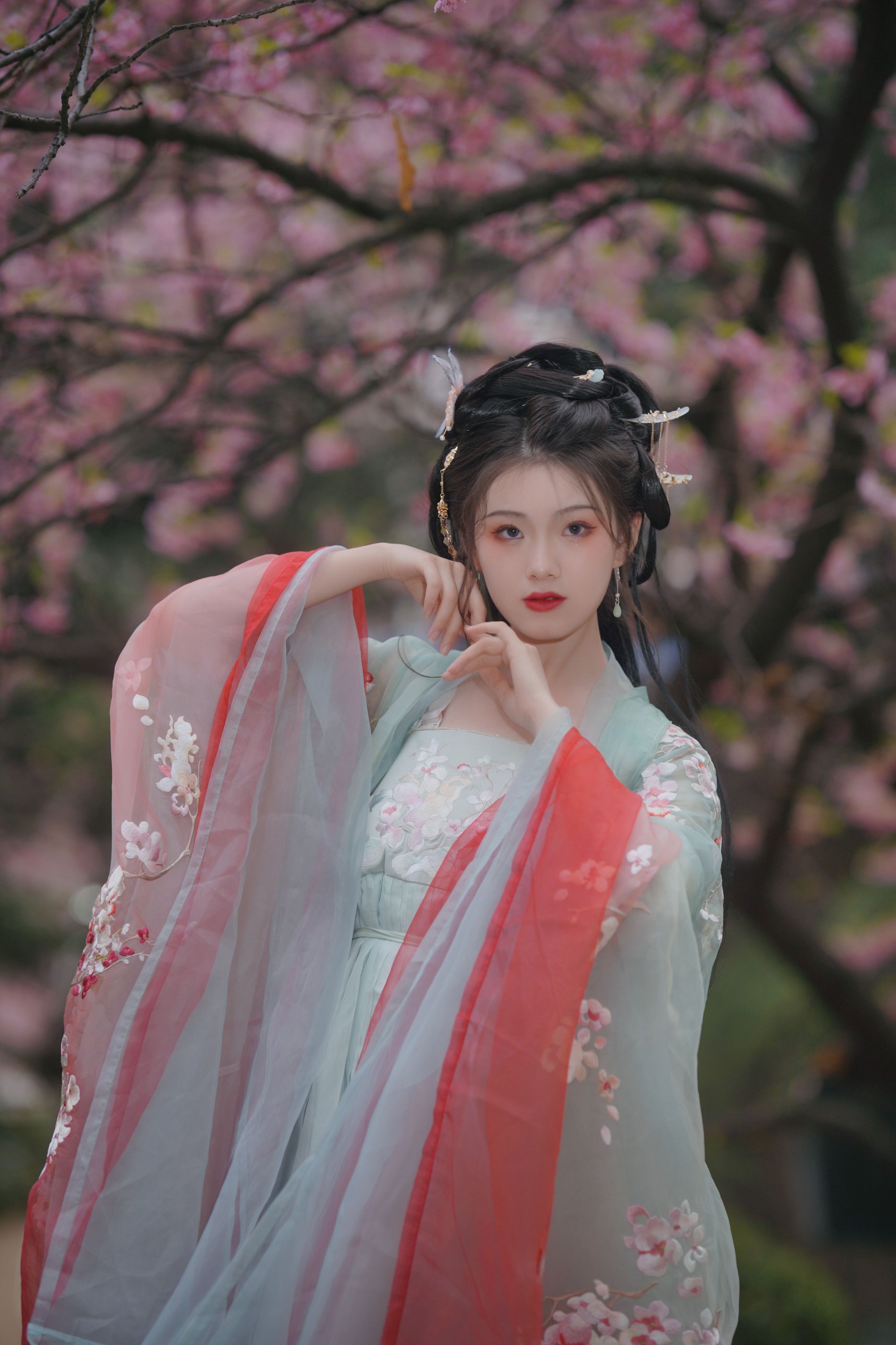 图片[3]-悦璃 – 《弄花香满衣》[22P]-COS写真在线网
