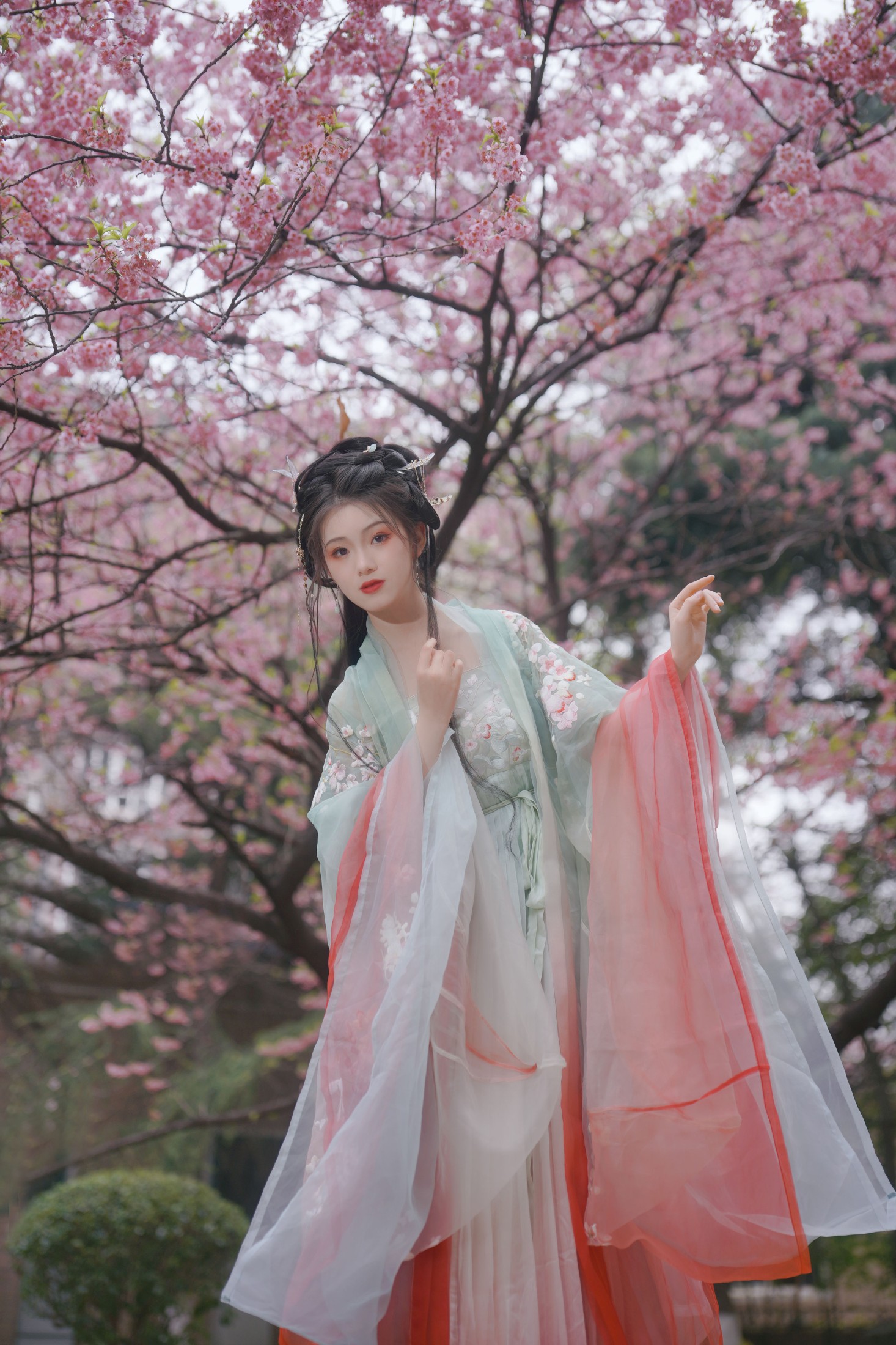 图片[4]-悦璃 – 《弄花香满衣》[22P]-COS写真在线网