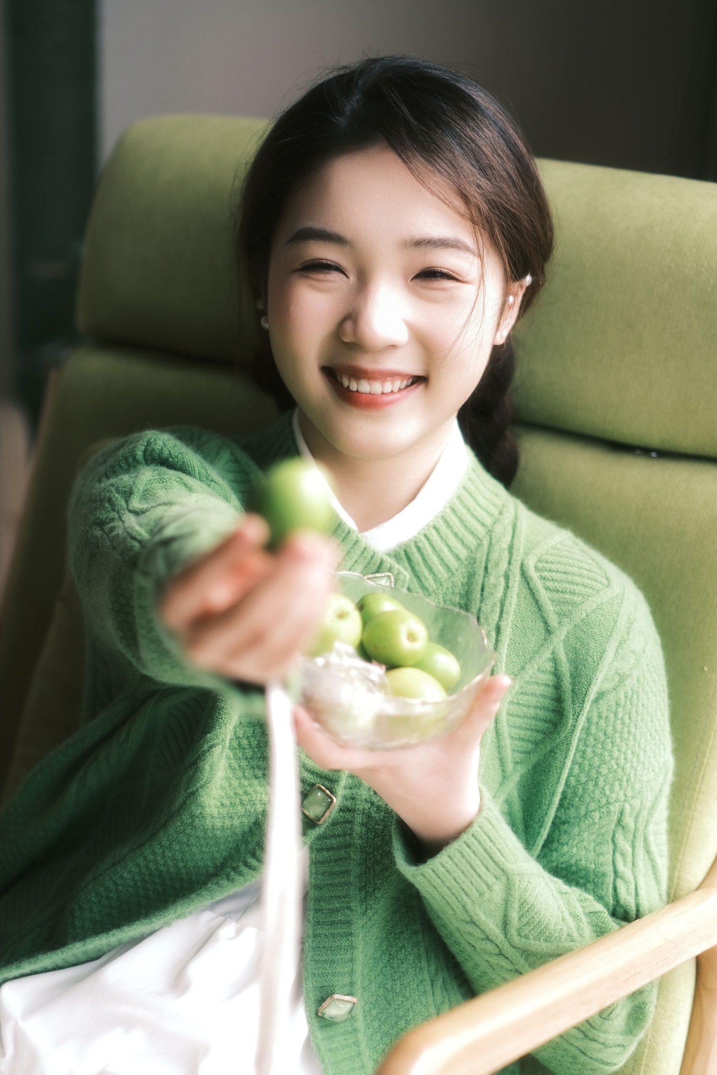 图片[5]-橙子 – 《少女绿》[32P]-COS写真在线网