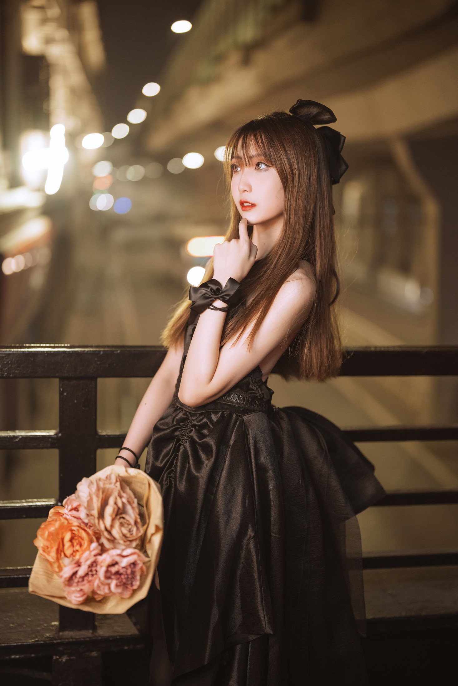 图片[5]-娅呀子 – 《宇宙》[28P]-COS写真在线网