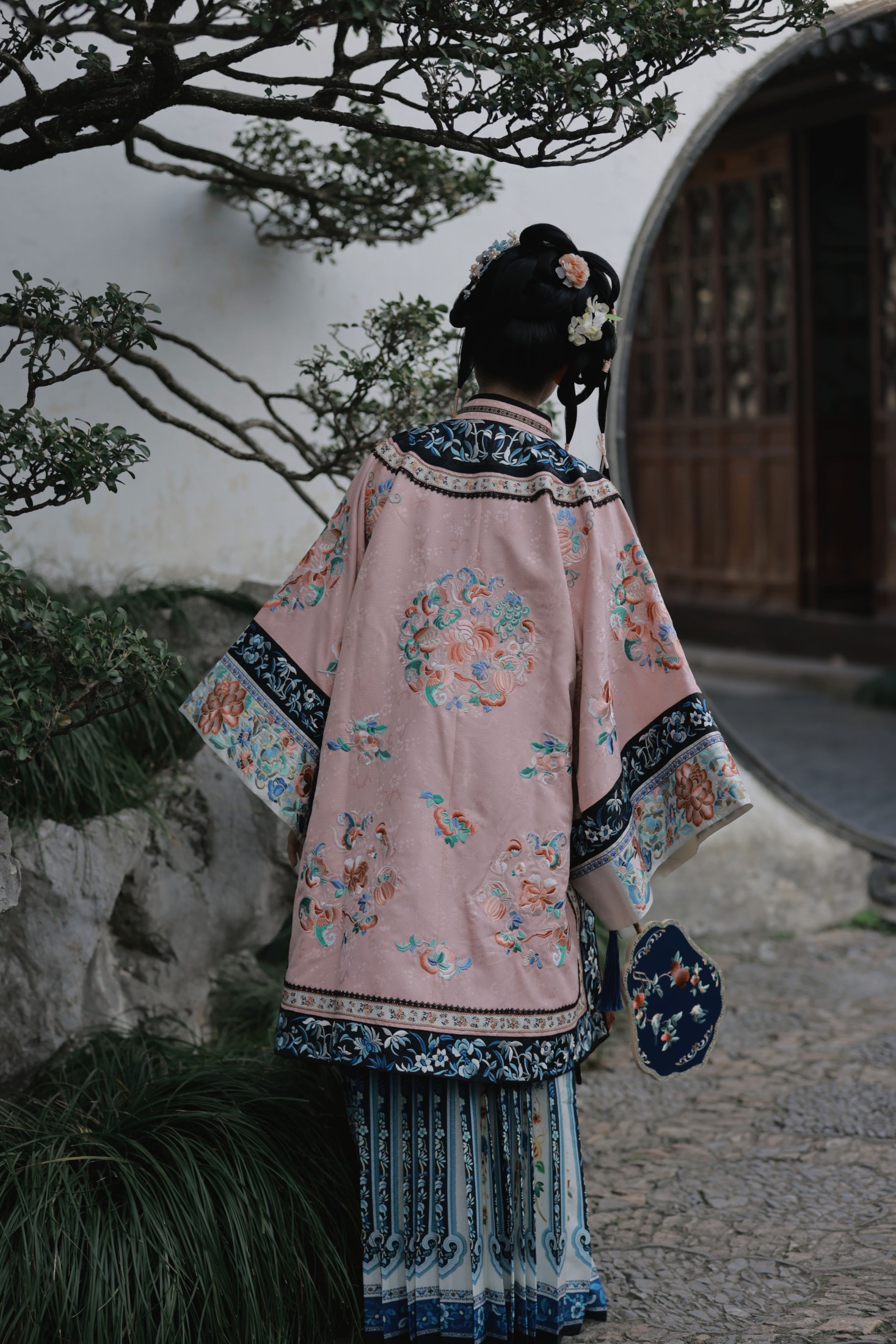 图片[5]-言小七 – 《探春》[32P]-COS写真在线网
