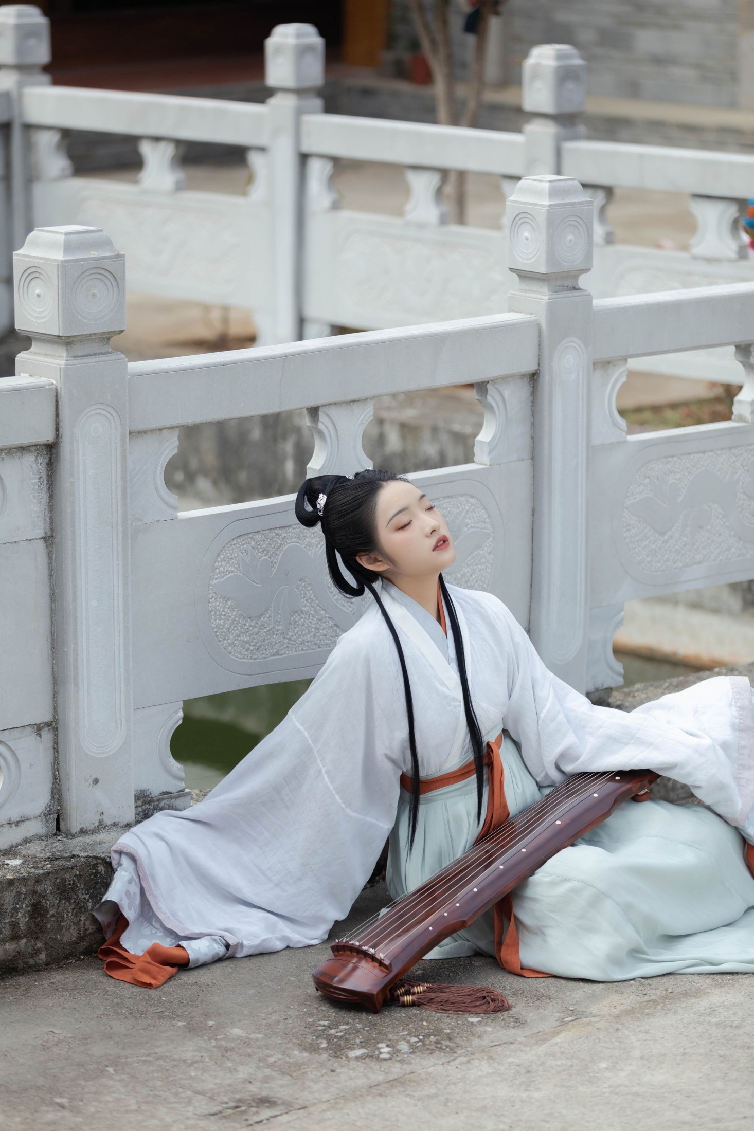 图片[5]-姿姿 – 《琴君可听》[25P]-COS写真在线网