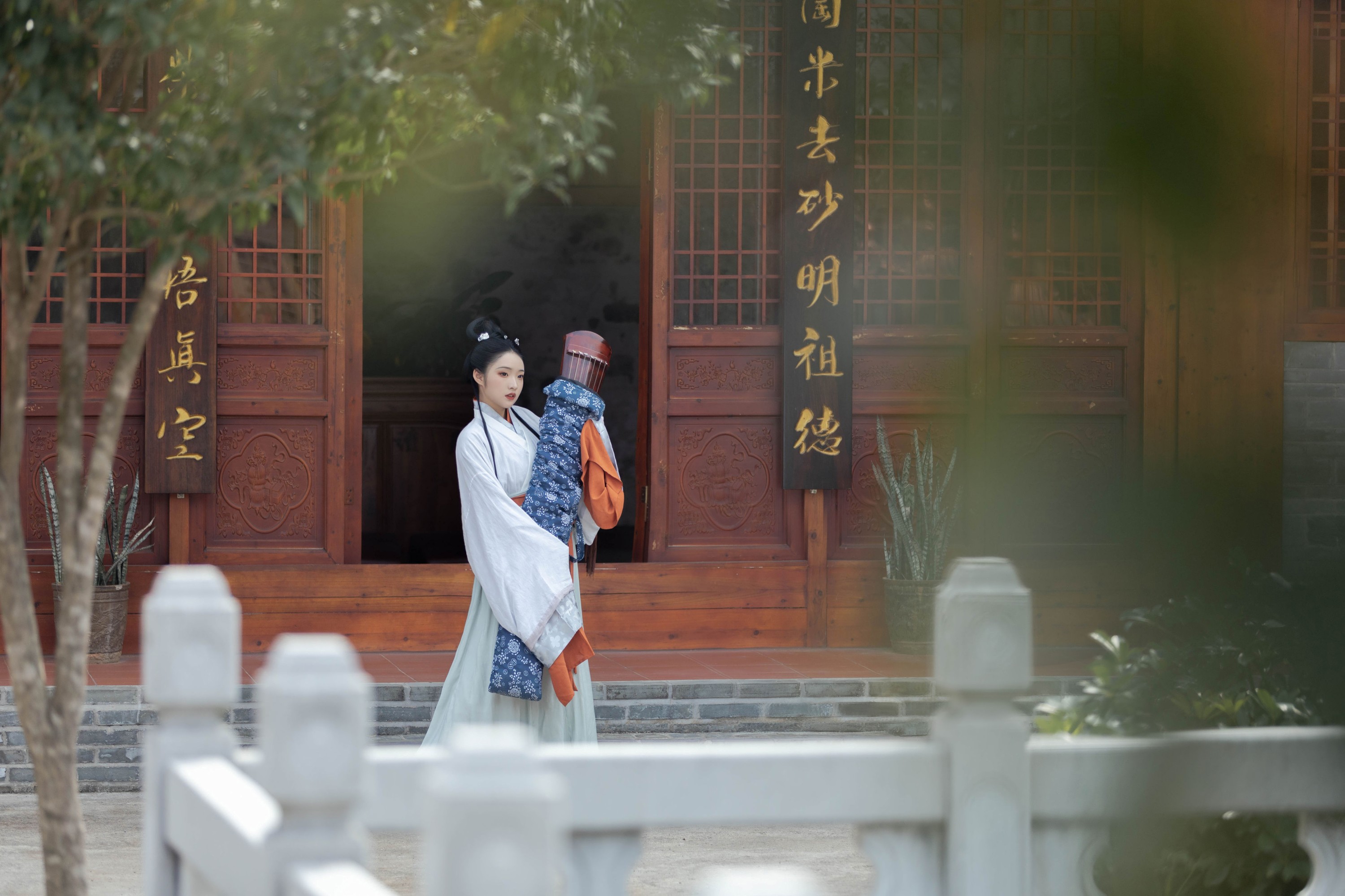 图片[3]-姿姿 – 《琴君可听》[25P]-COS写真在线网
