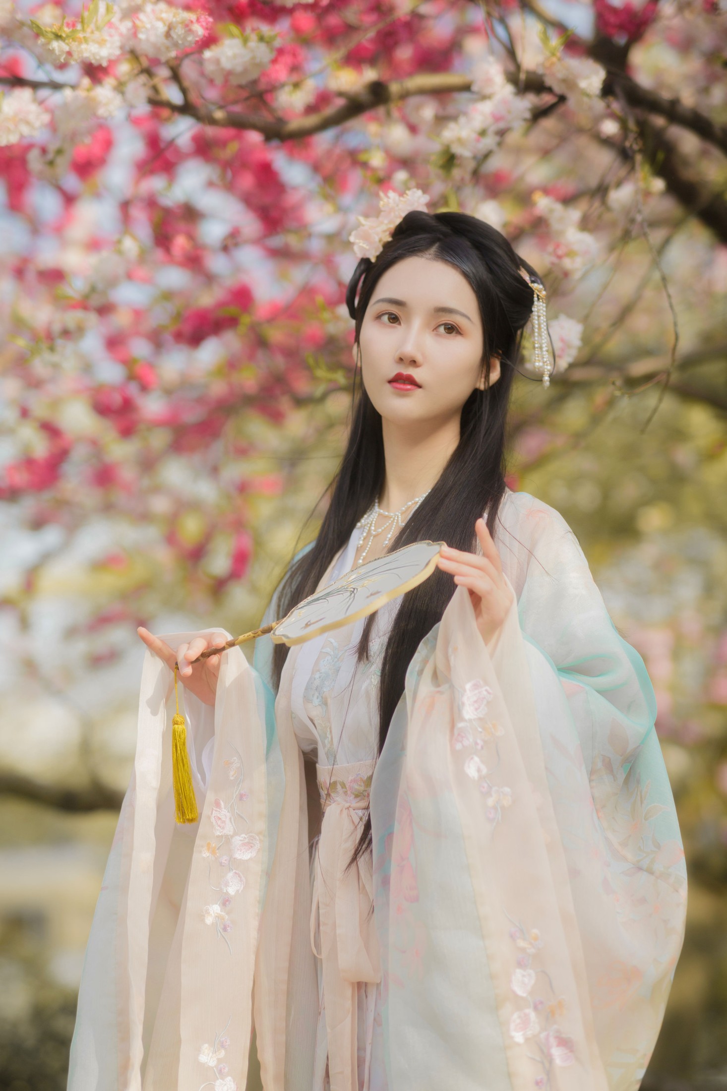 琦琦 – 《游园惊梦》[45P] - 秀人网免费无水印在线套图写真