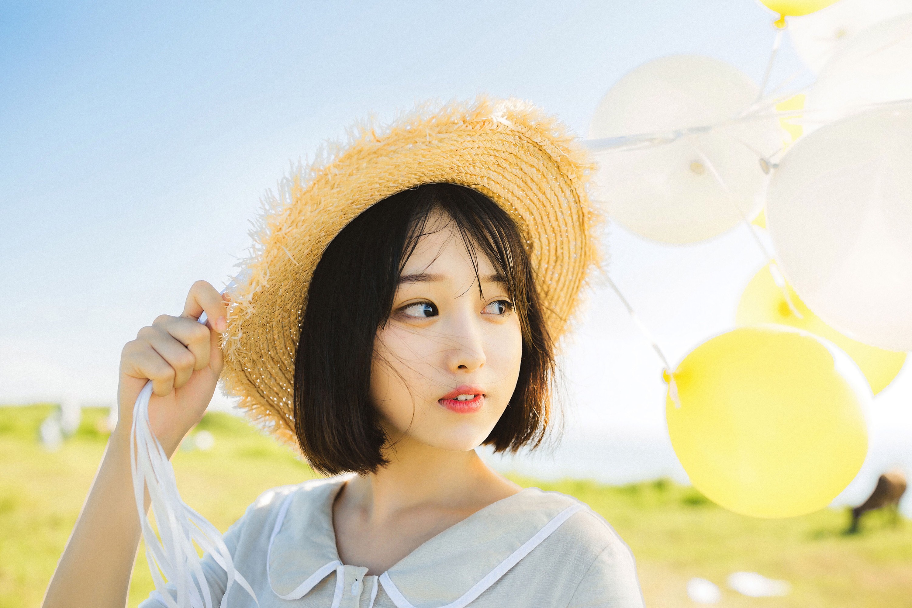 图片[4]-四月青夏 – 《你深邃的眼眸犹如漫天星辰坠入大海》[24P]-COS写真在线网