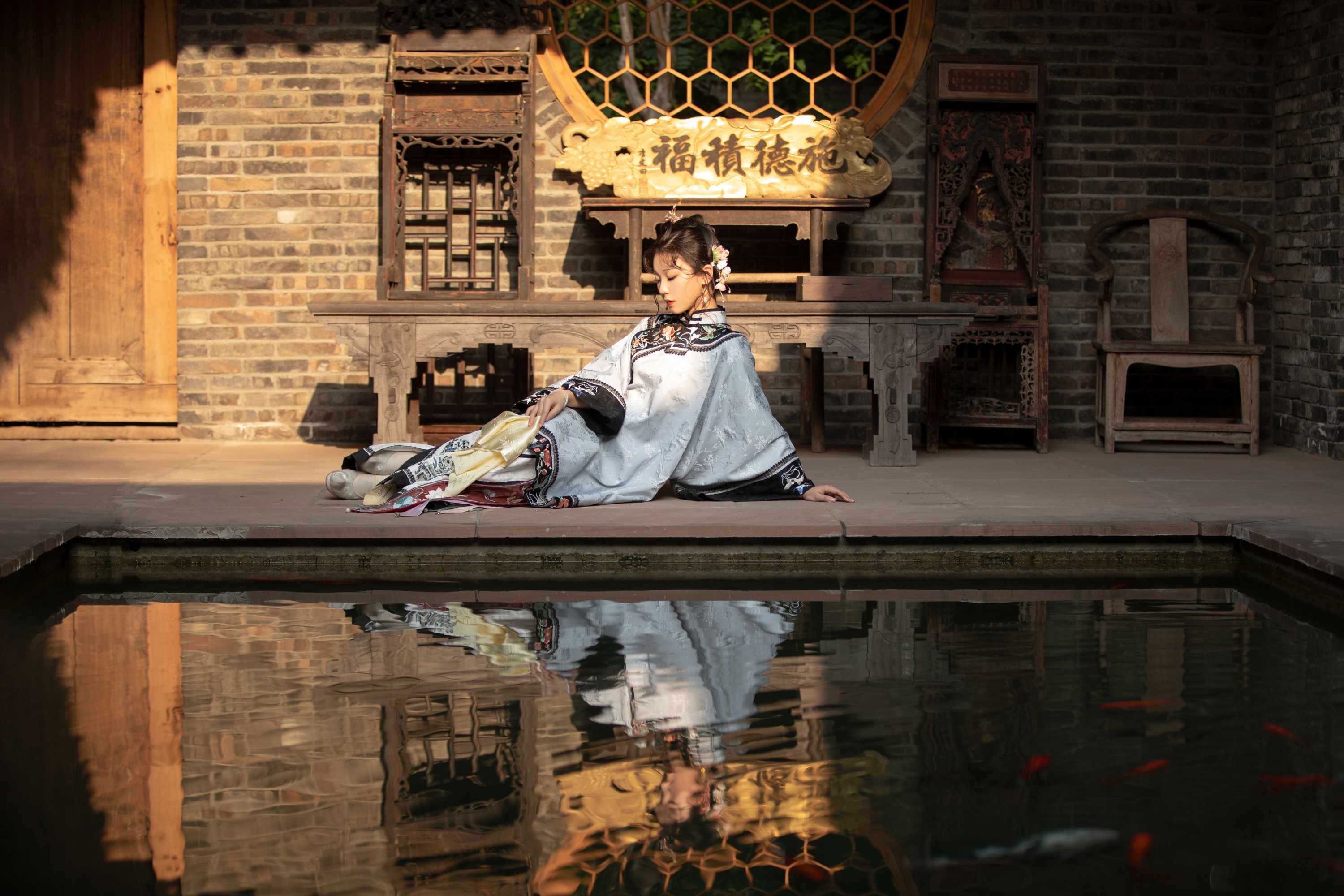 图片[5]-一方伊人yi – 《四四方方一片天》[29P]-COS写真在线网